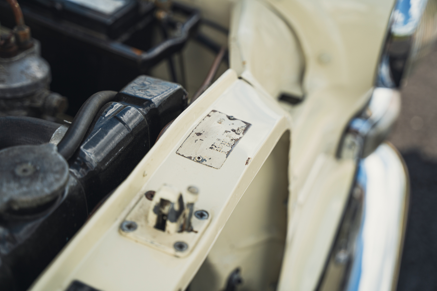 Image of 1966 Mercedes-Benz 200 D "Heckflosse" mechanics