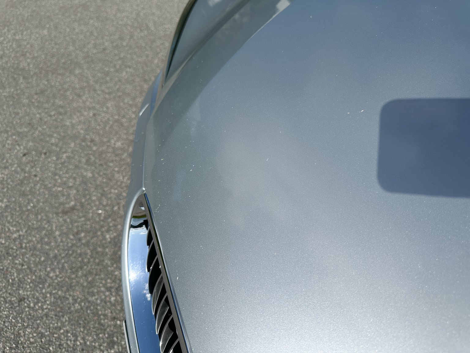 Exterior image of 2006 BMW E60 M5