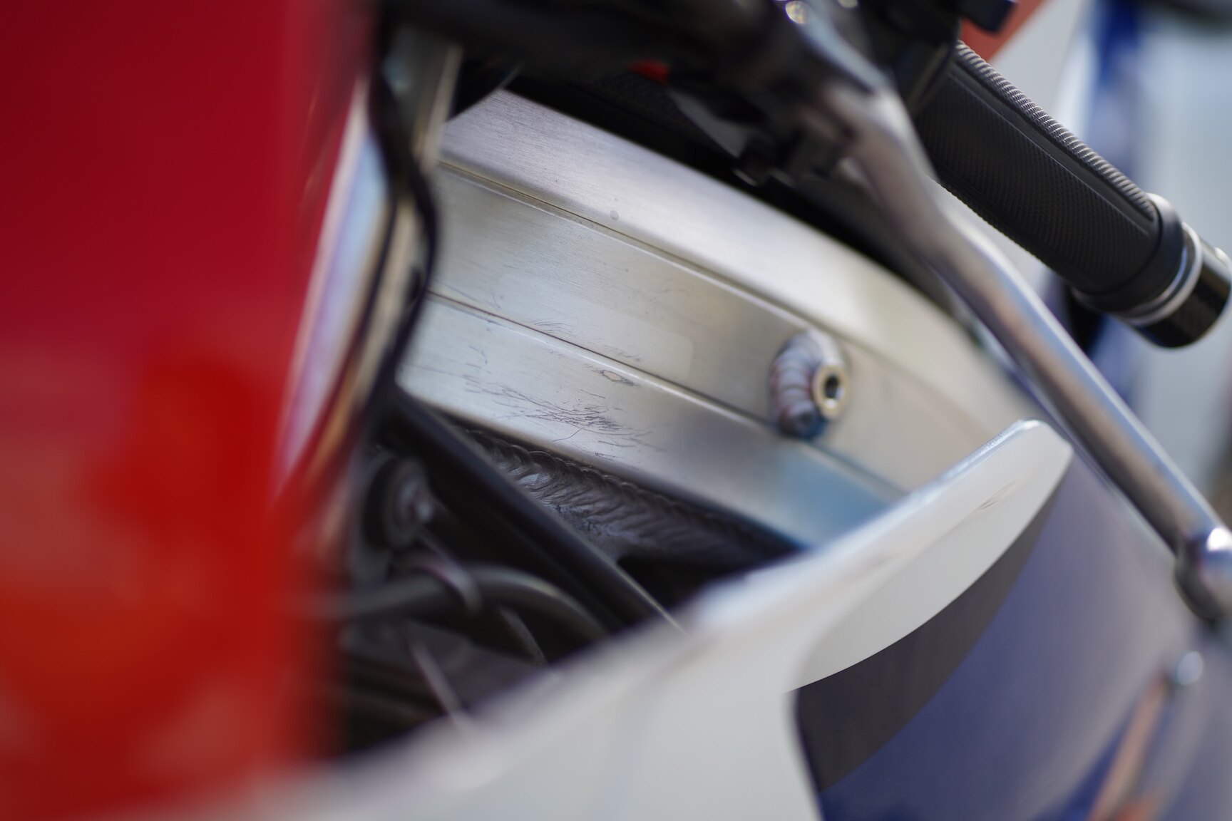 Exterior image of 1992 Honda VFR400R NC30