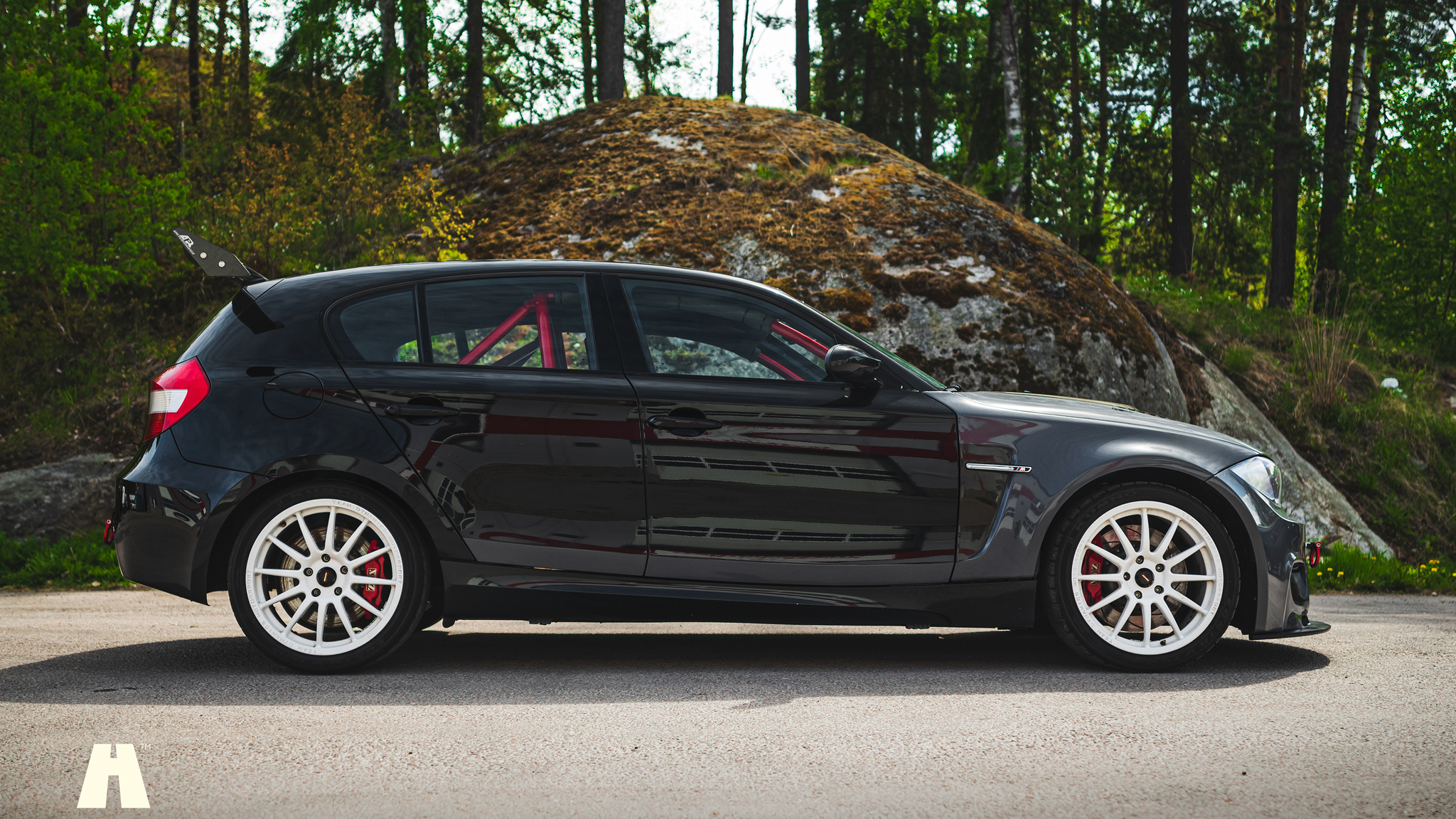 Exterior image of 2006 BMW 130 Trackday