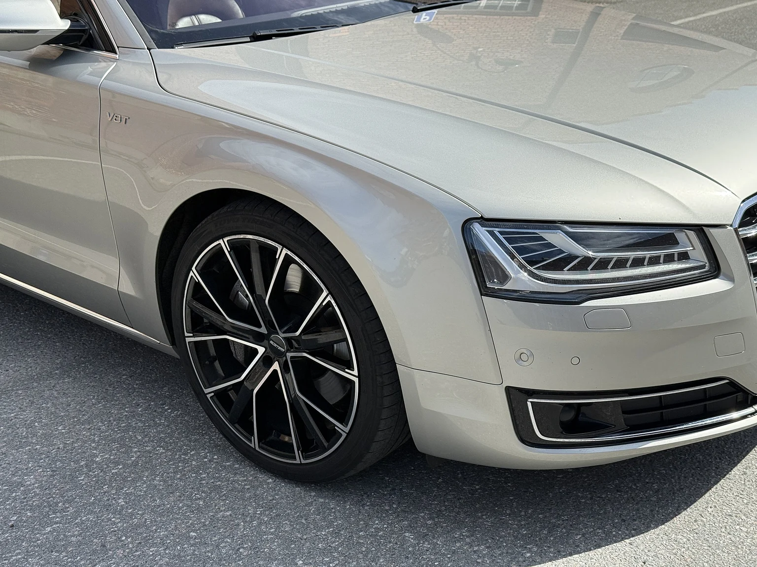 Aussenfoto 2014 Audi A8 4.0 TFSI (15)