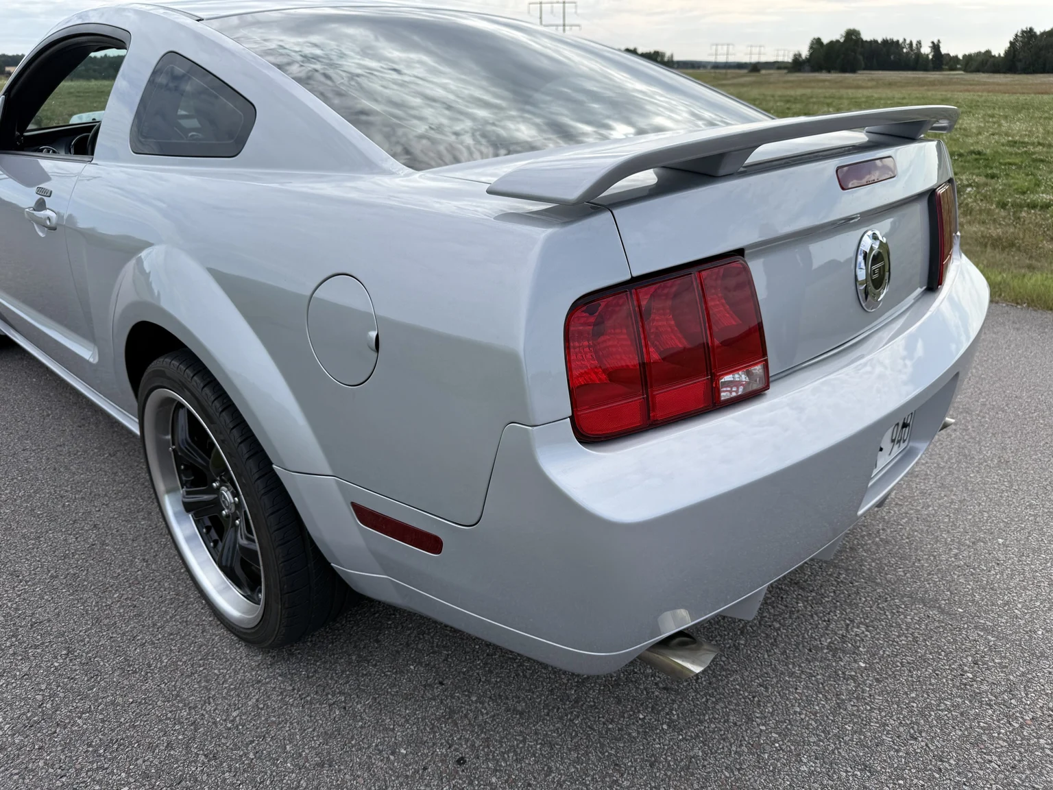 Exterior image of 2006 Ford Mustang GT (21)