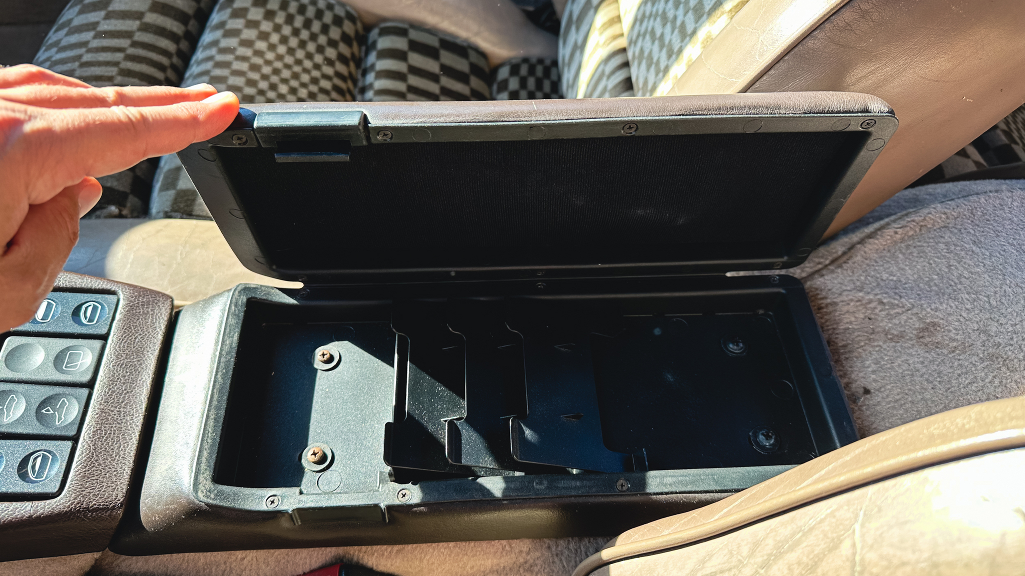 Innenraumfoto von 1983 Porsche 928 S (20)