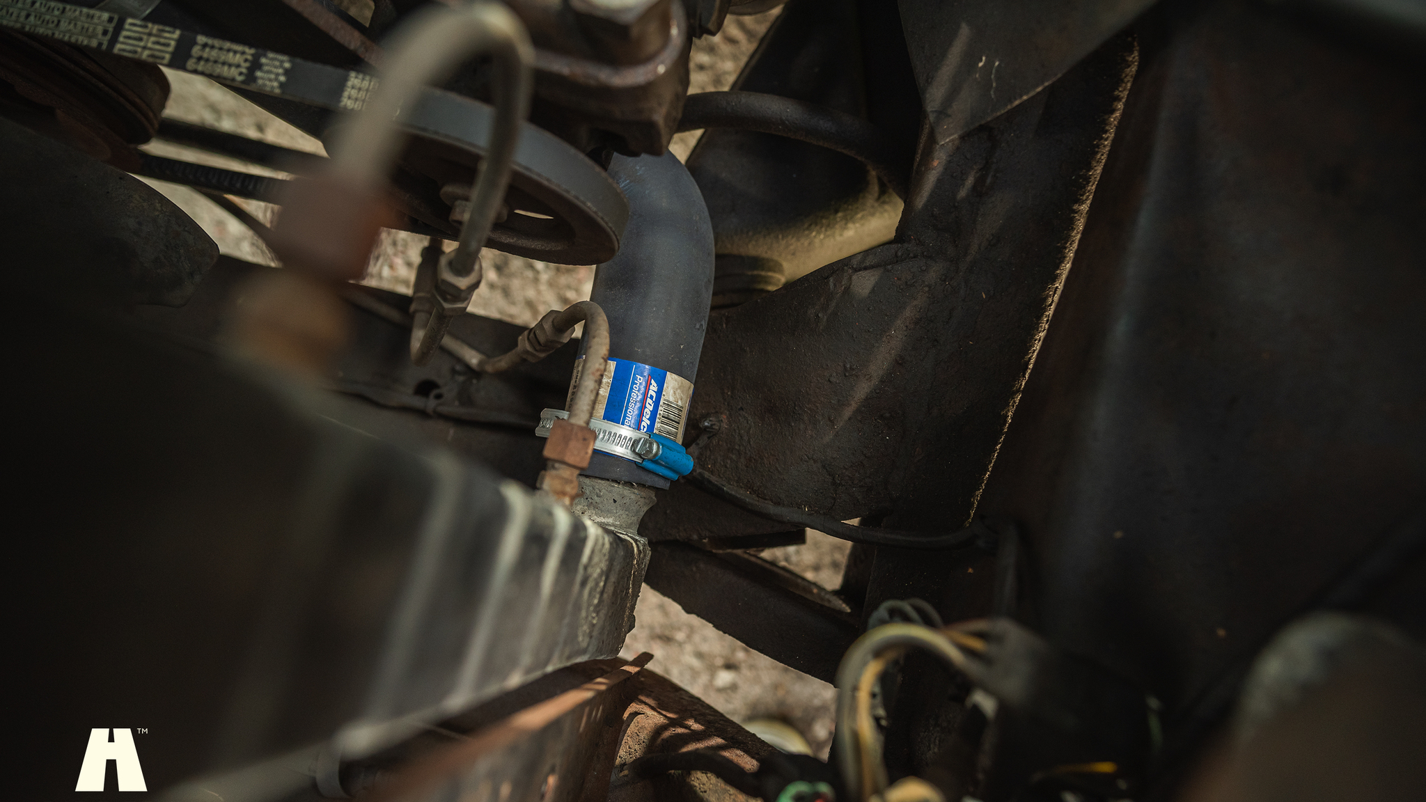 Image of 1963 Mercury Monterey Custom 4-door (54) mechanics