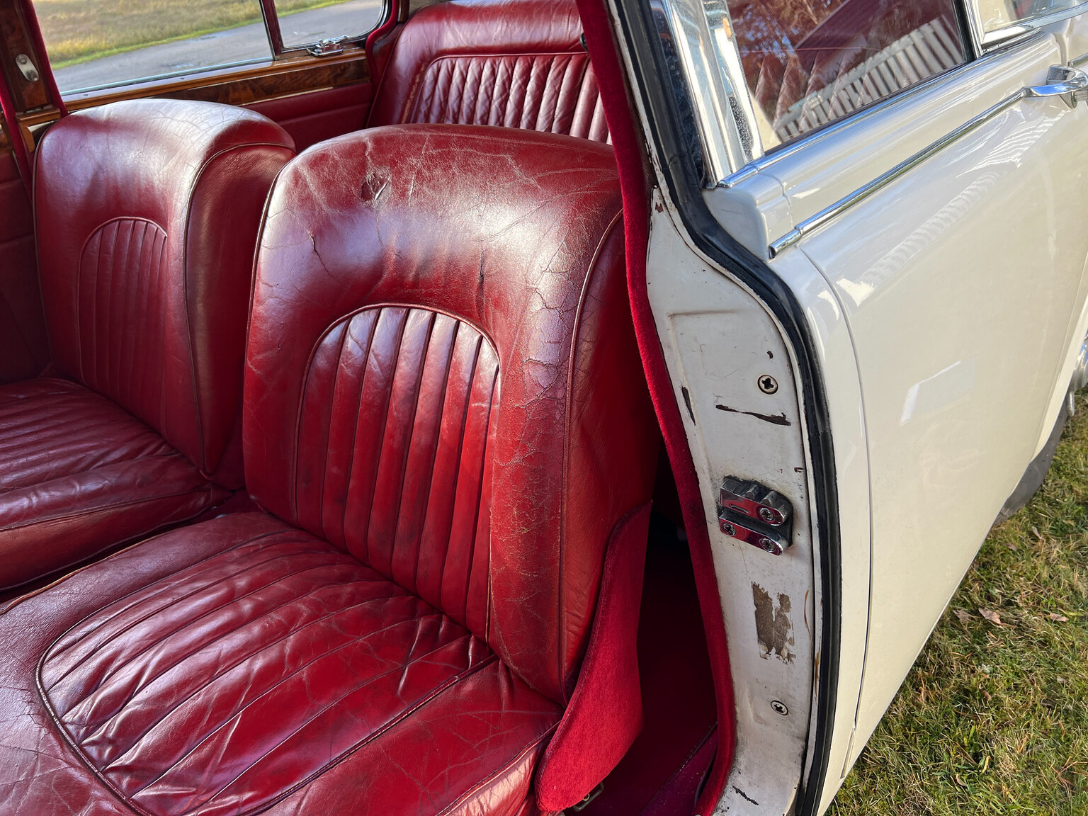 Interior image of 1963 Jaguar Mark II 3.8 Litre