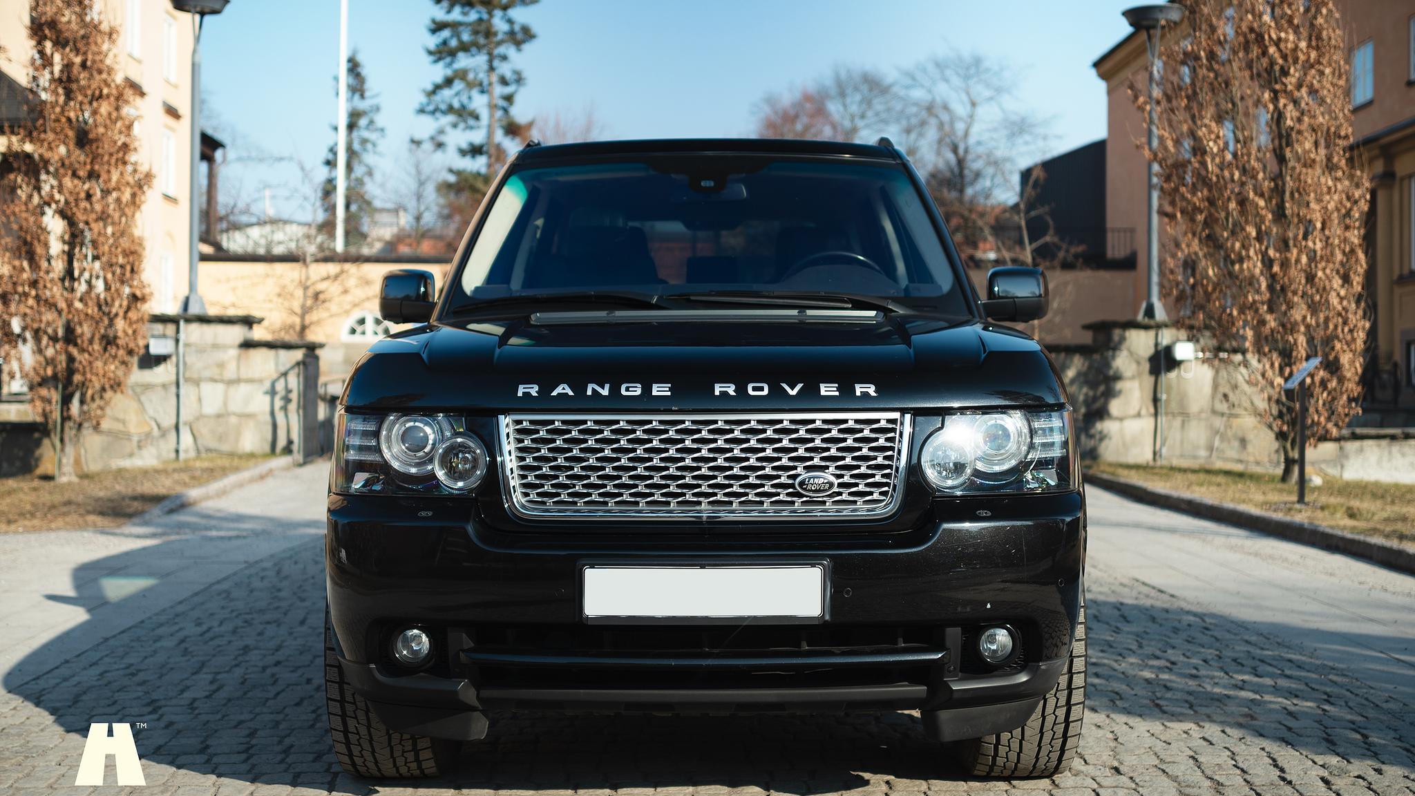 Exterior image of 2012 Land Rover Range Rover Westminster TDV8 (L322)