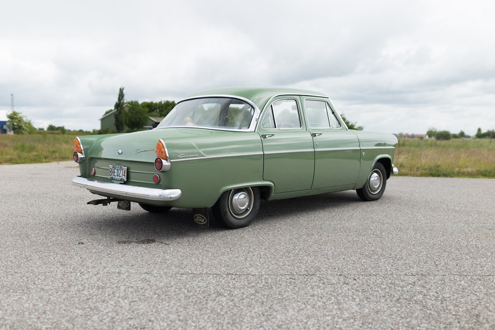 Exterior image of 1959 Ford Consul (73)