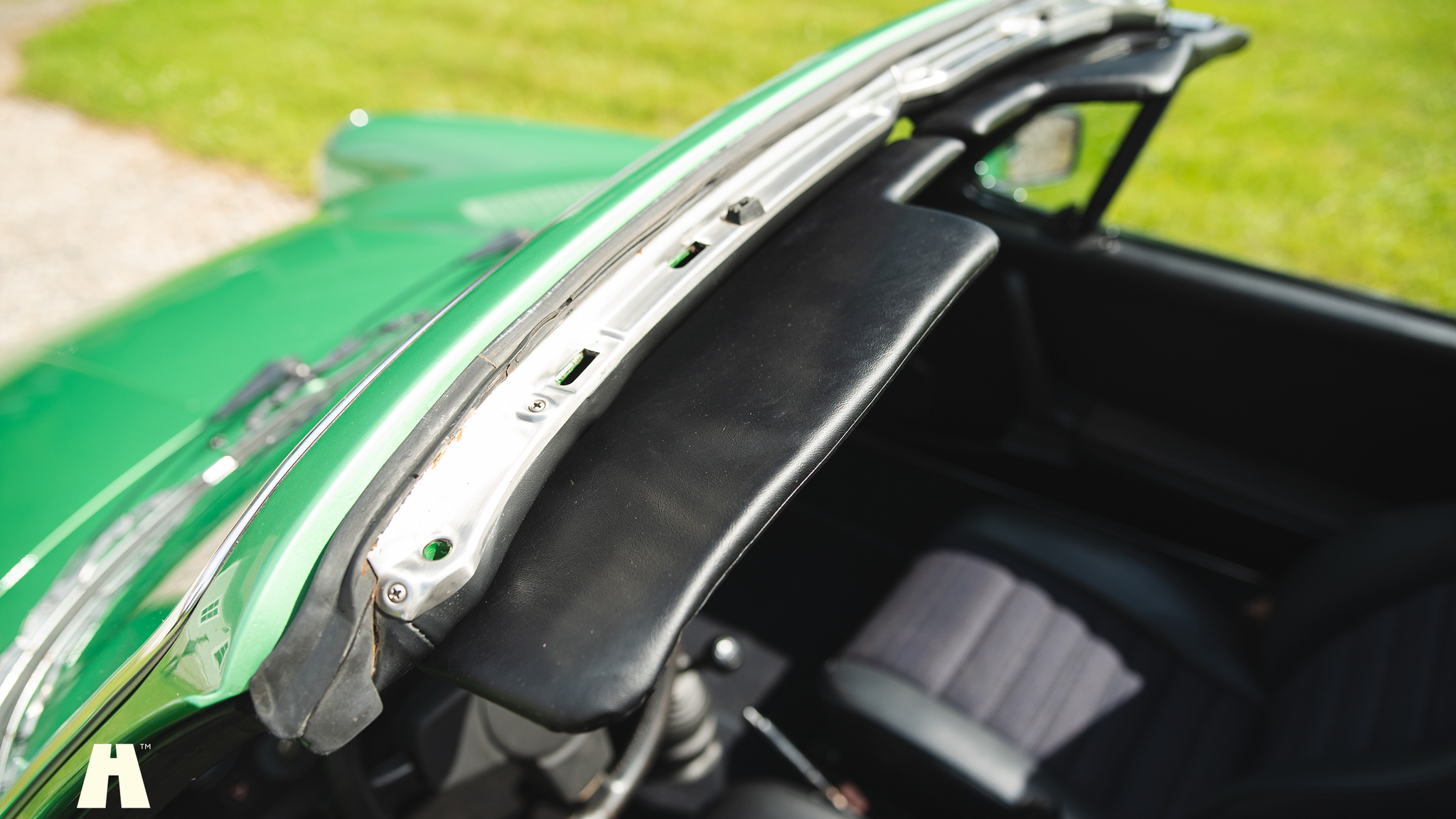 Interiörbild 1976 Porsche 911 Targa