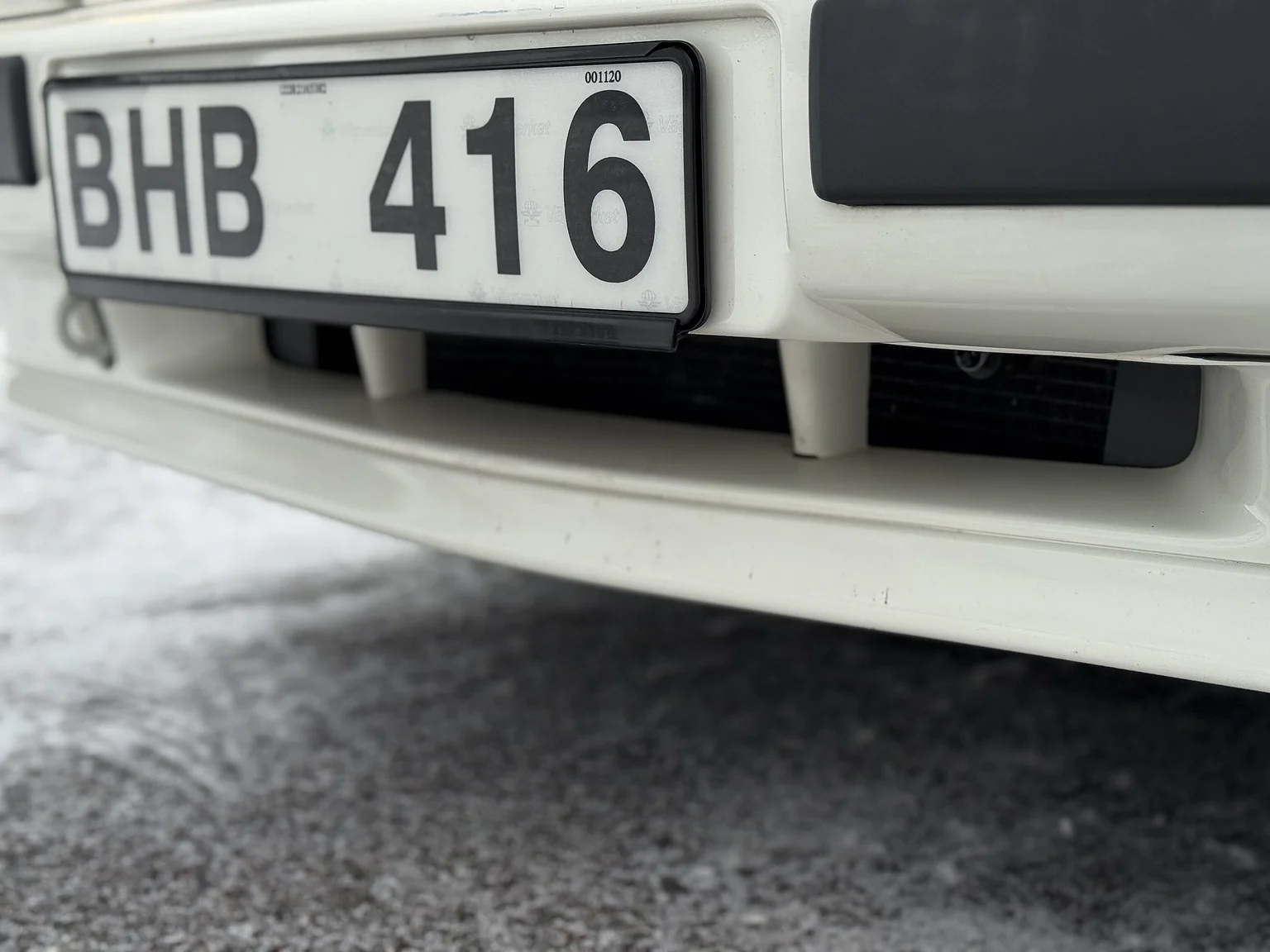 Exterior image of 1994 Volvo 850 2.5 SE (23)