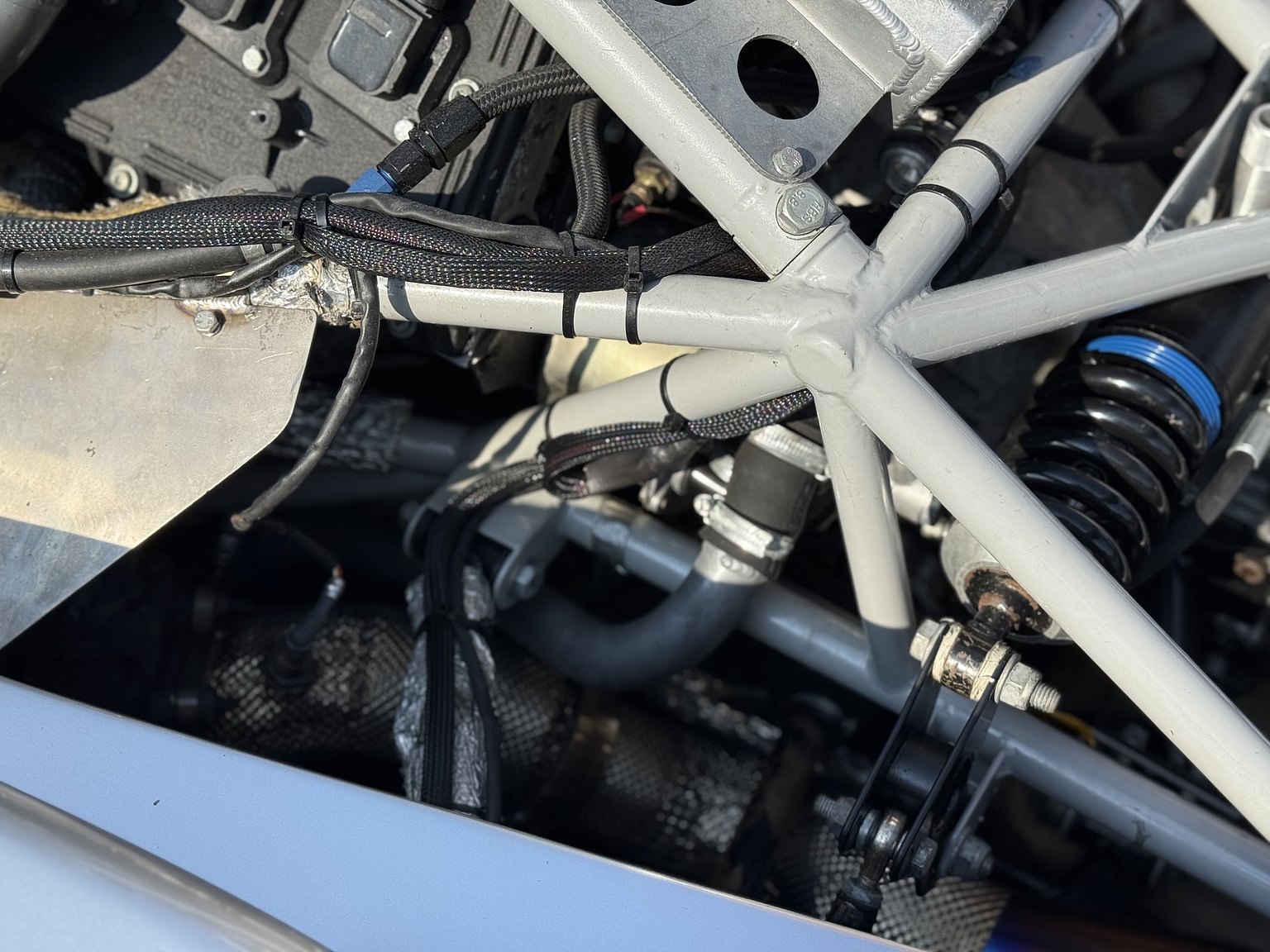 Image of 2016 Bentley EXP Speed 8 (Replica) mechanics