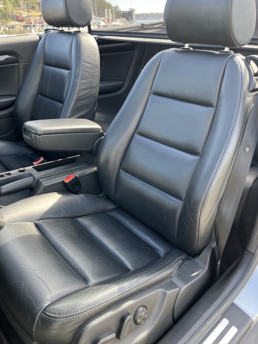 Innenraumfoto von 2003 Audi A4 Cabriolet 3.0