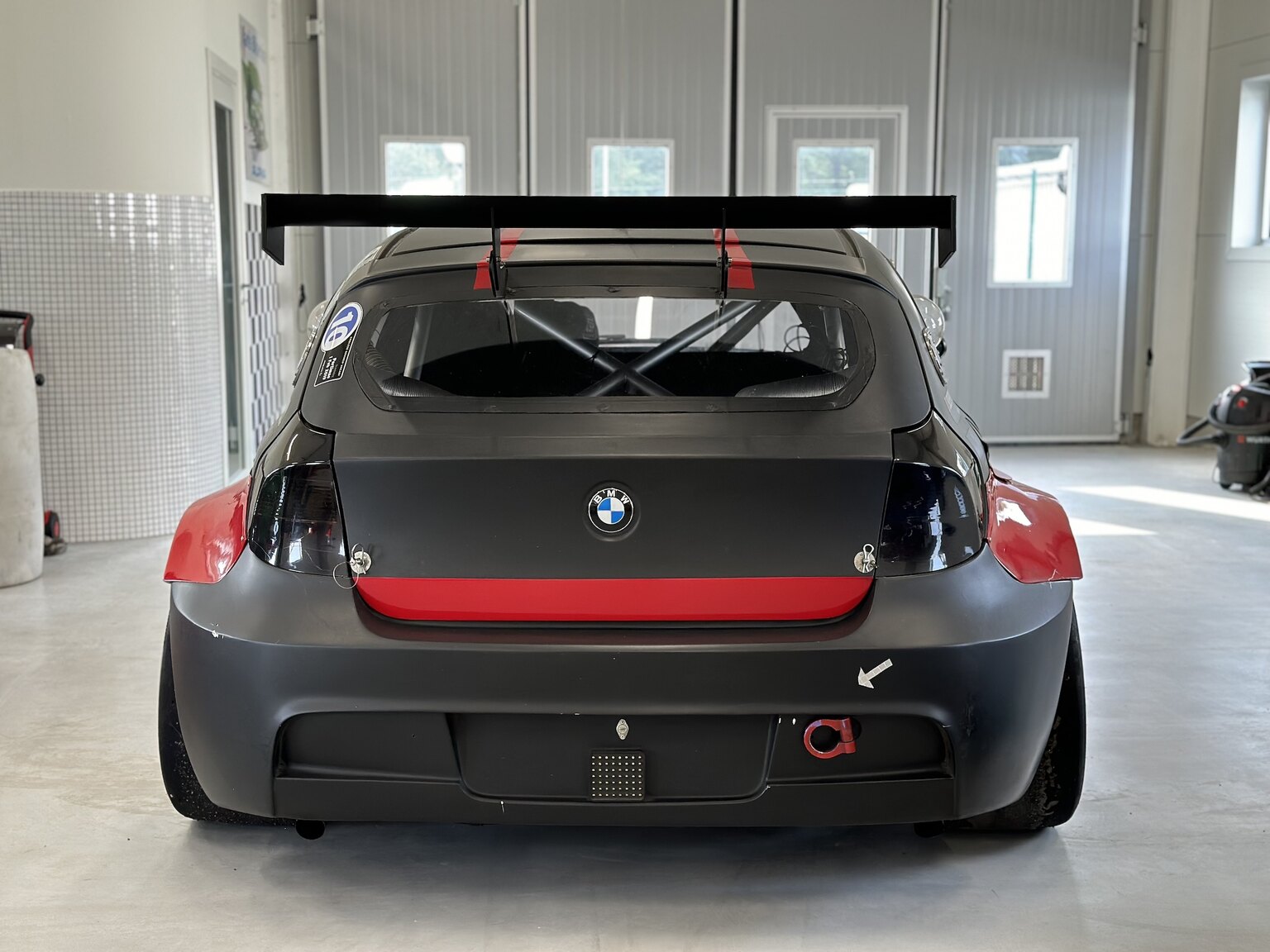 Exteriörbild på 2012 BMW M140 Race Car