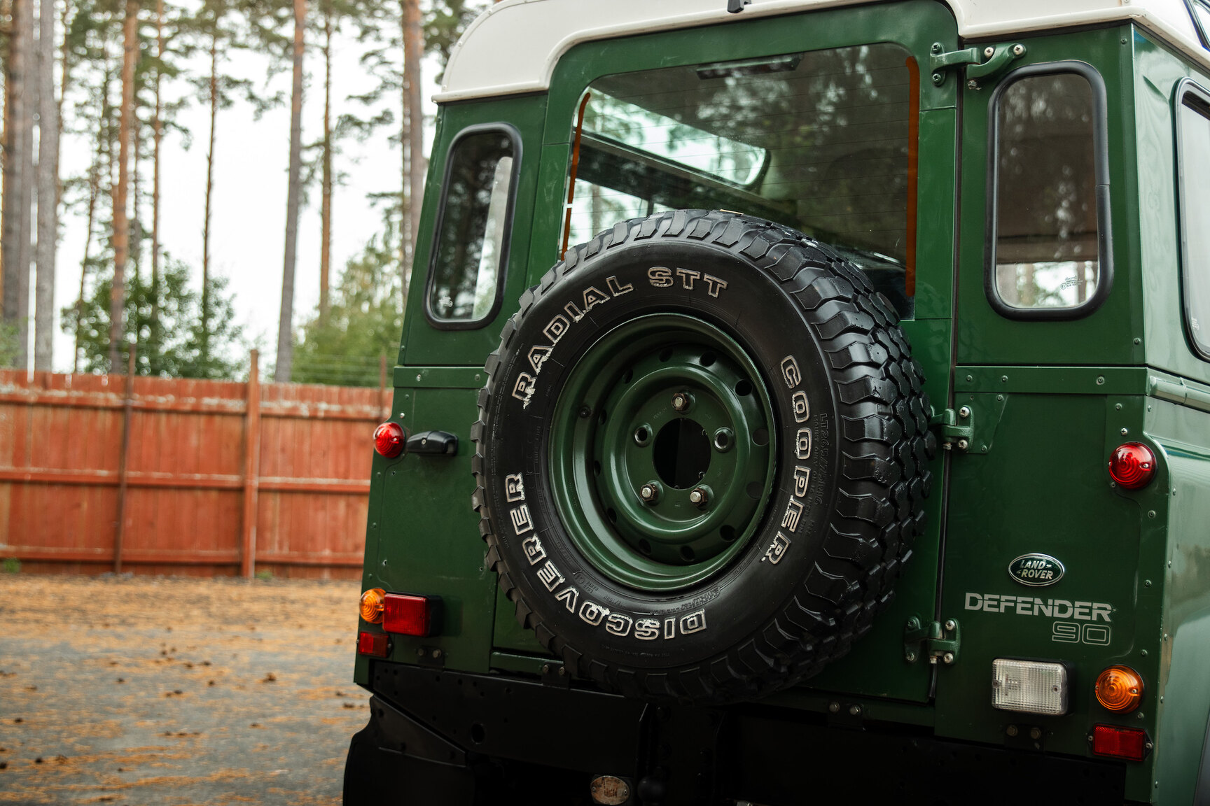 Aussenfoto 1996 Land Rover Defender 90 300TDi (38)