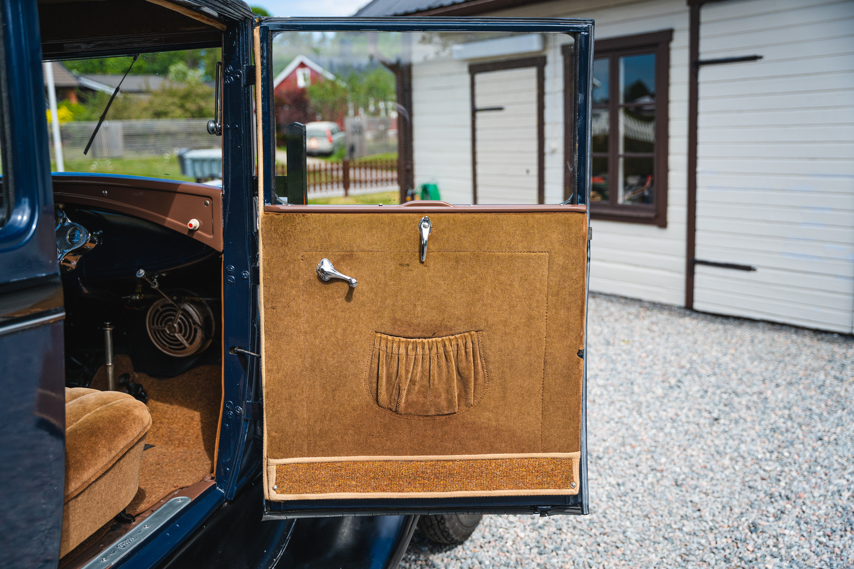 Innenraumfoto von 1931 Ford A Luxe Sedan (9)