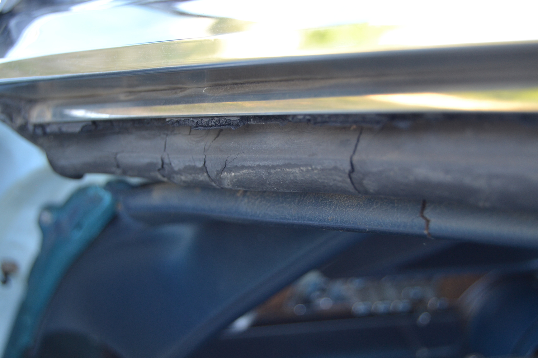 Interior image of 1970 Oldsmobile Ninety eight Convertible (60)