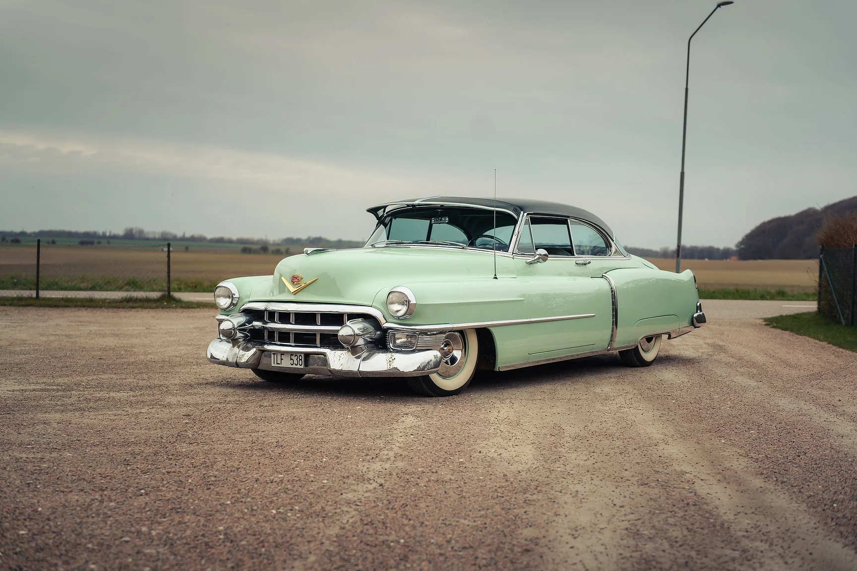 Exterior image of 1953 Cadillac Series 62 (2)