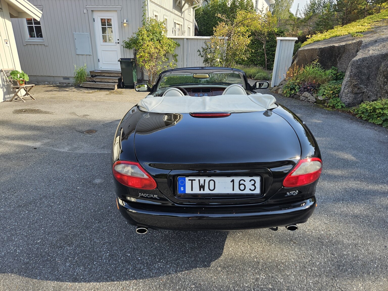Exteriörbild på 1998 Jaguar XK8 Cabriolet