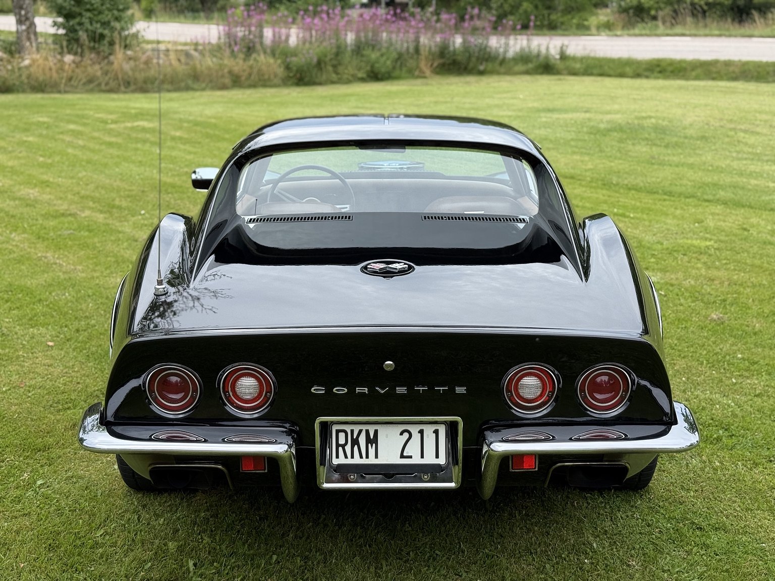 Exterior image of 1973 Chevrolet Corvette Stingray
