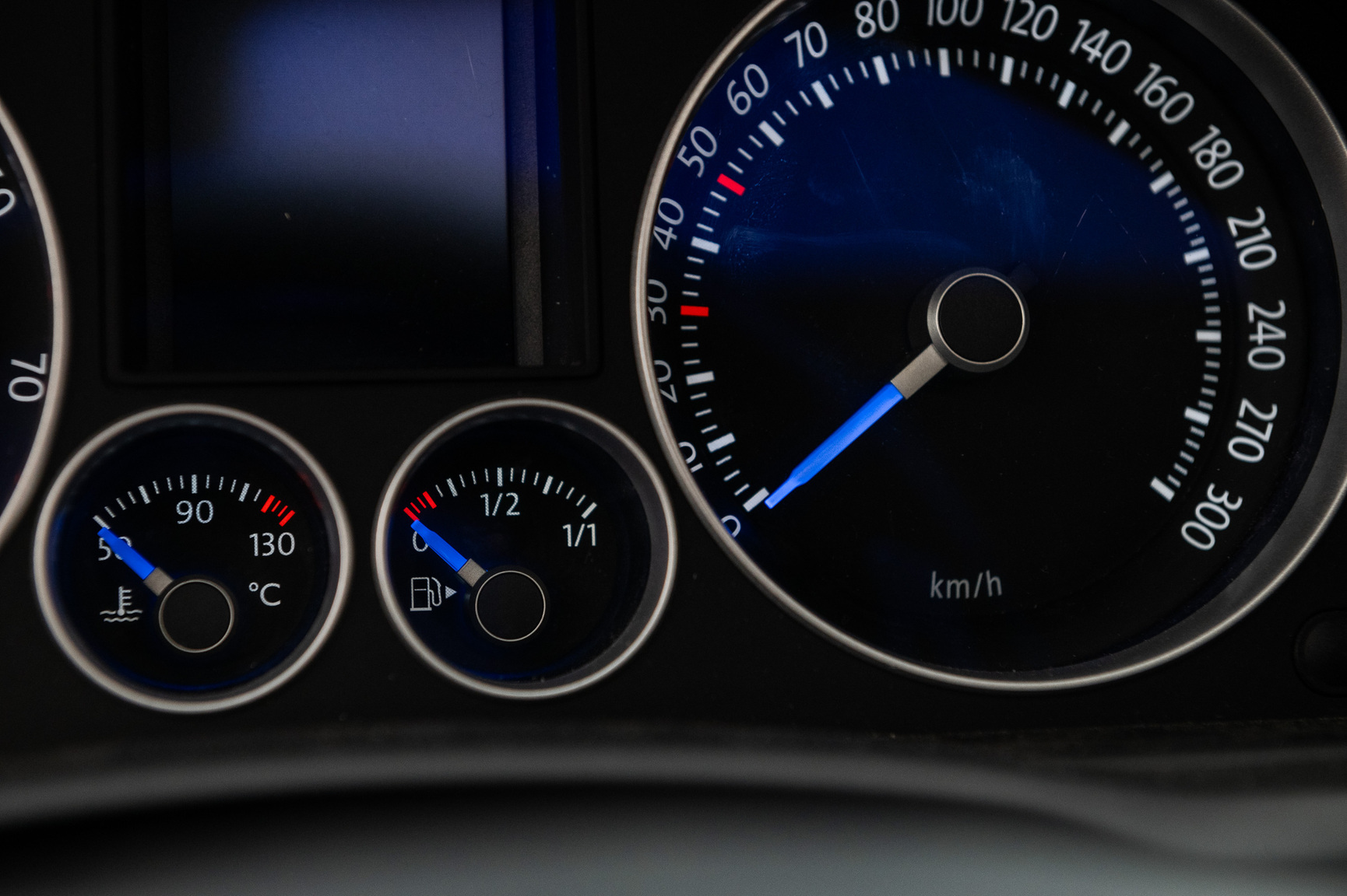 Innenraumfoto von 2006 Volkswagen Golf R32 (55)