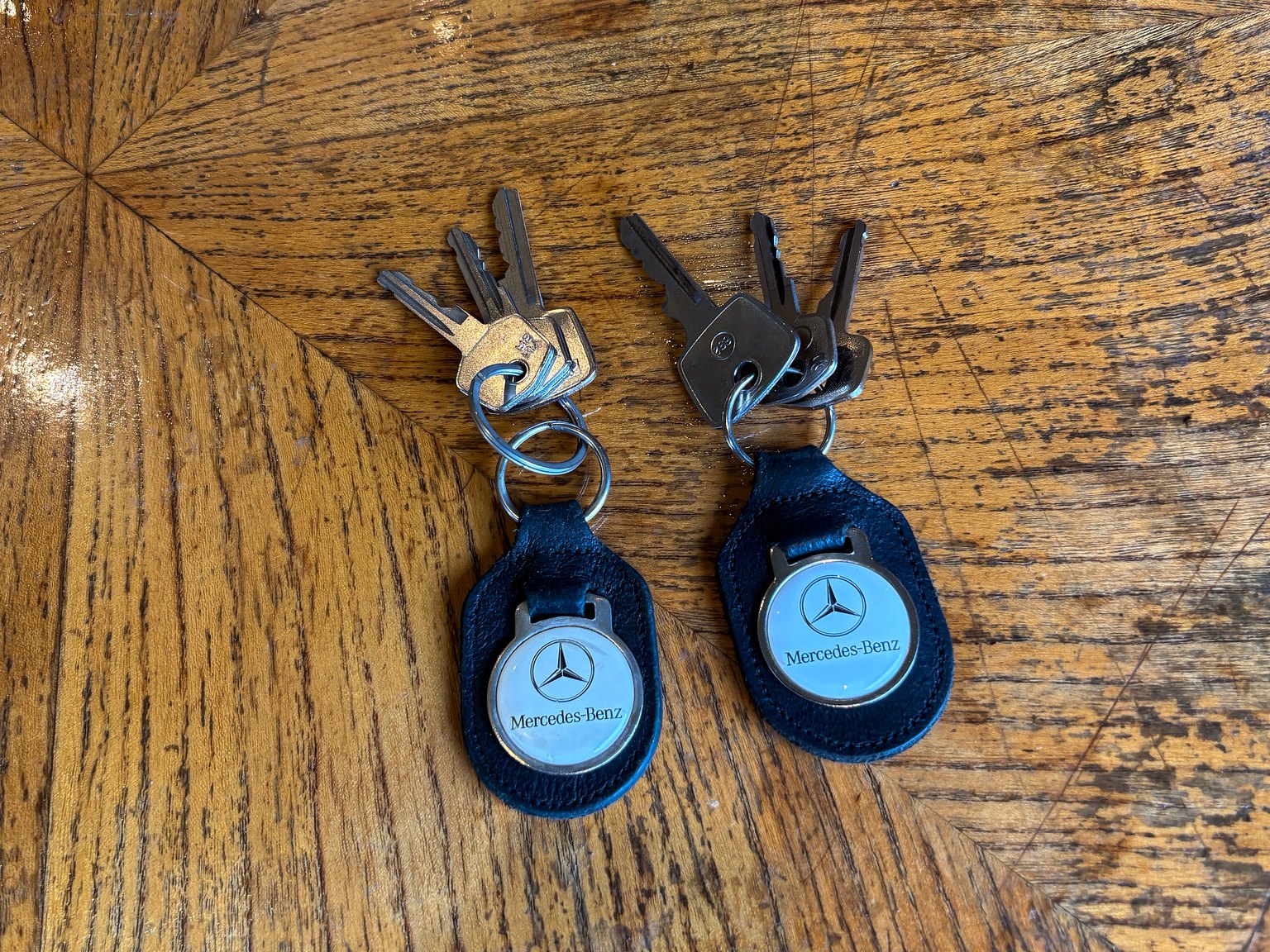 Documentation for 1966 Mercedes-Benz 230 SL "Pagoda"