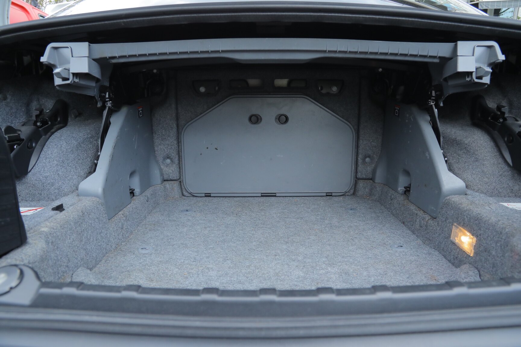 Interior image of 2008 BMW 325D Cabriolet