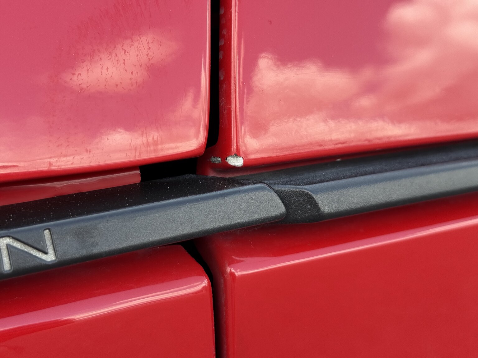 Exterior image of 1990 Chevrolet Corvette ZR-1 Targa