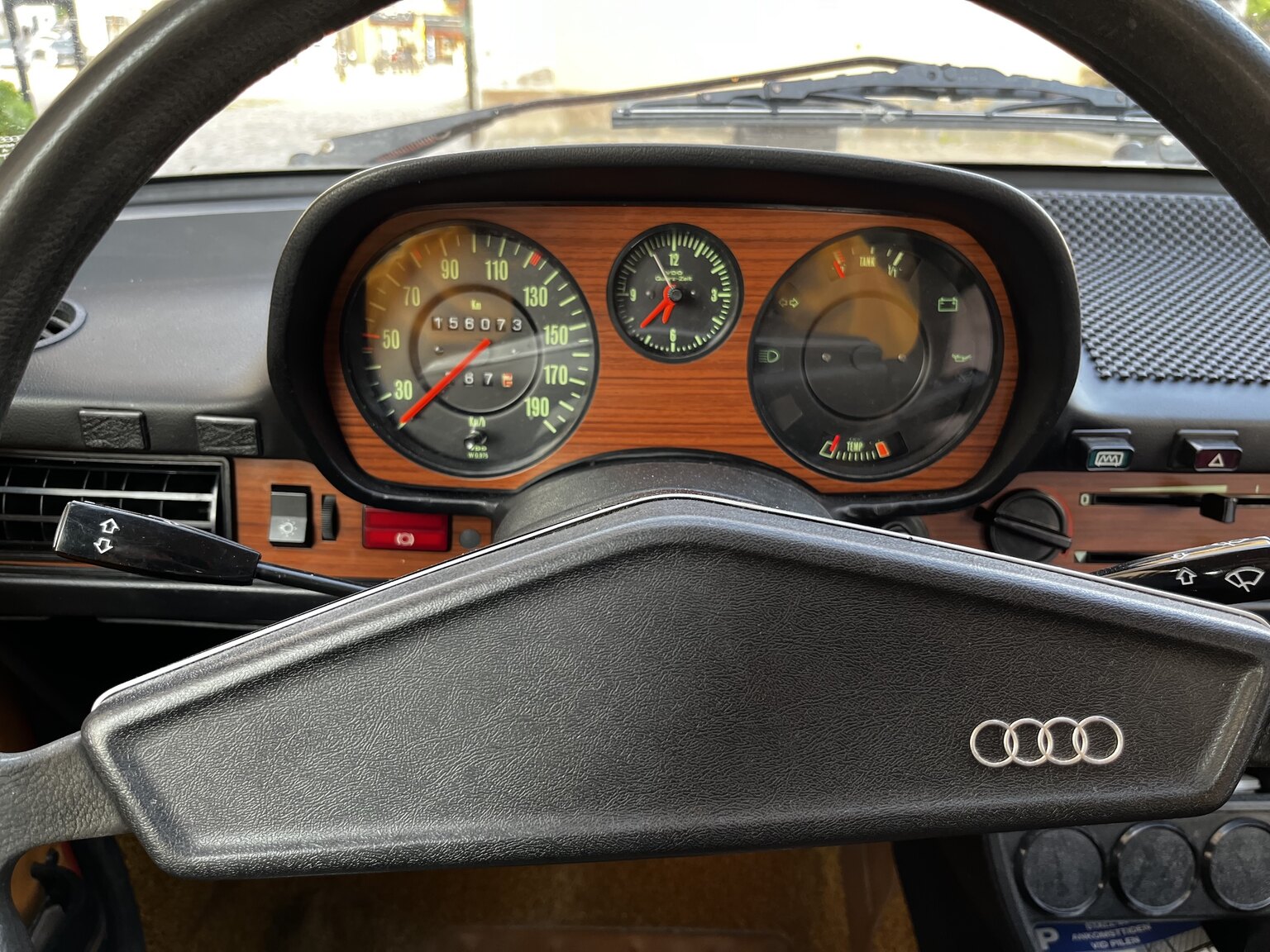 Interior image of 1976 Audi 80 GL B1 