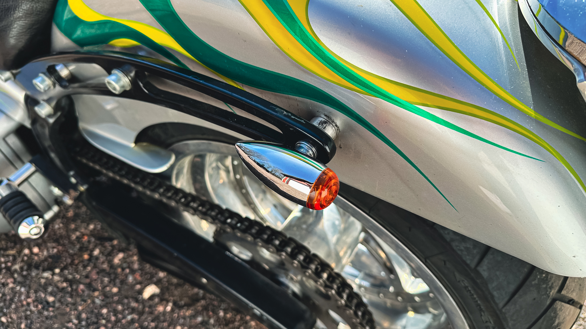 Exteriörbild på 2000 Harley-Davidson FXST Custom