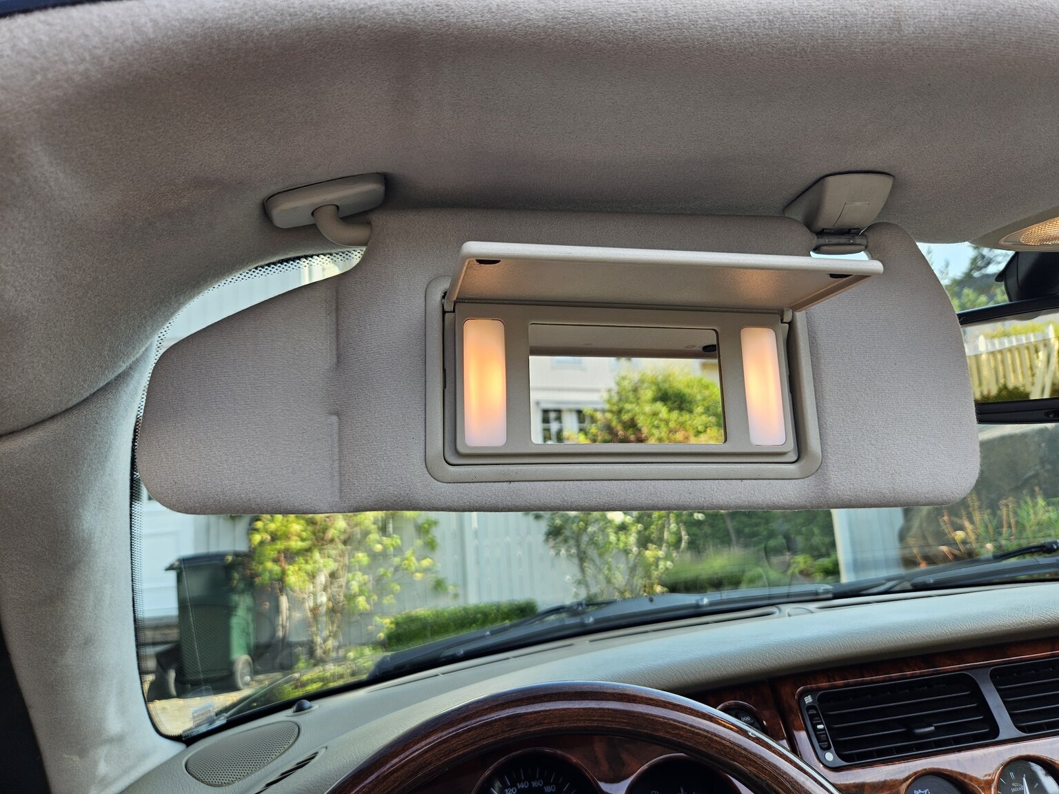 Interiörbild 1998 Jaguar XK8 Cabriolet