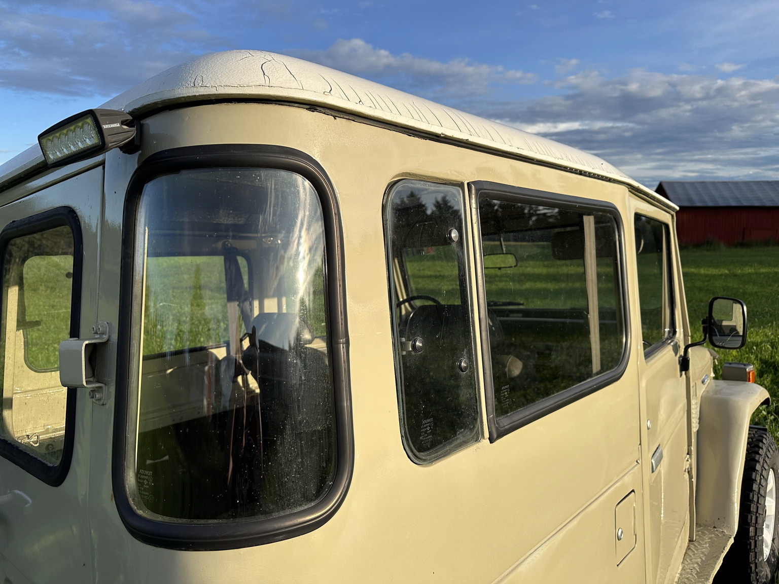 Exteriörbild på 1985 Toyota Land Cruiser BJ 42