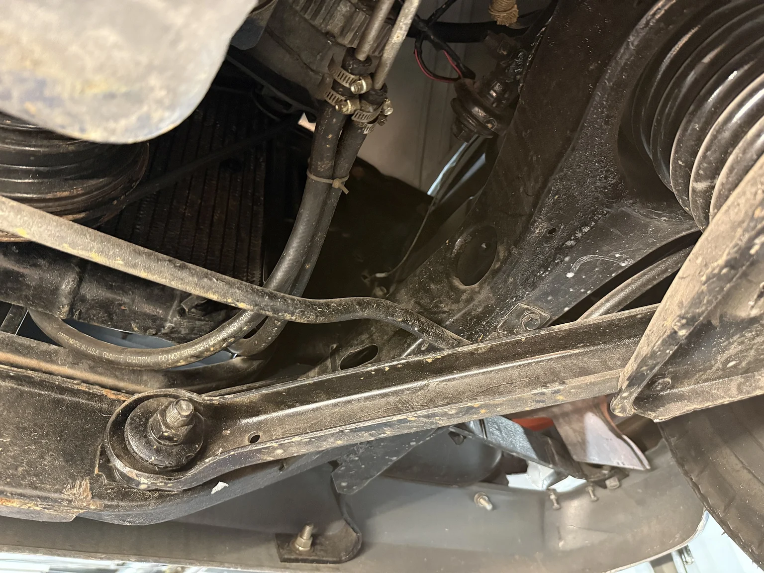 Image of 1956 Mercury Montclair Sport Sedan mechanics (17)