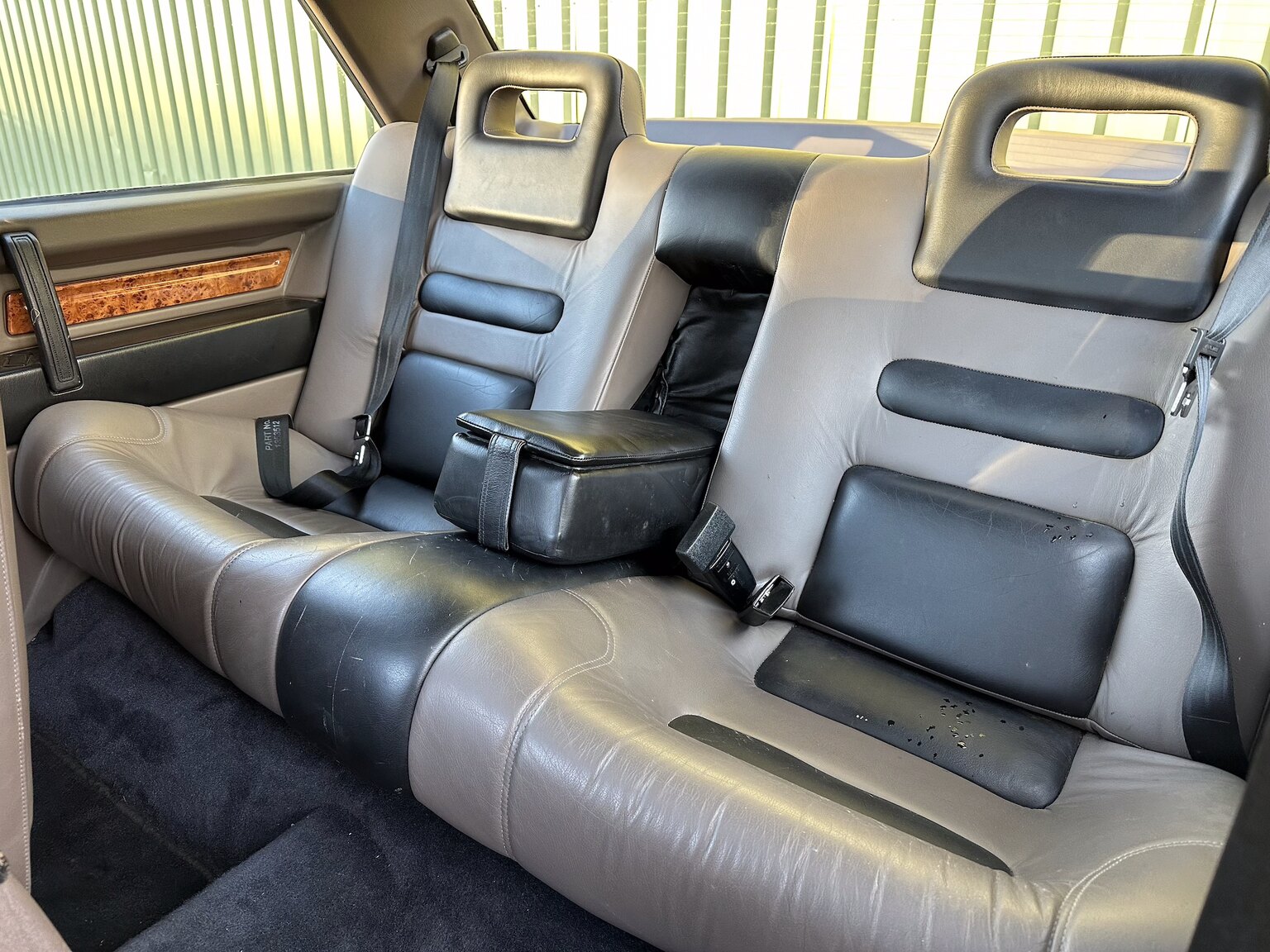 Interior image of 1987 Volvo 780 Bertone