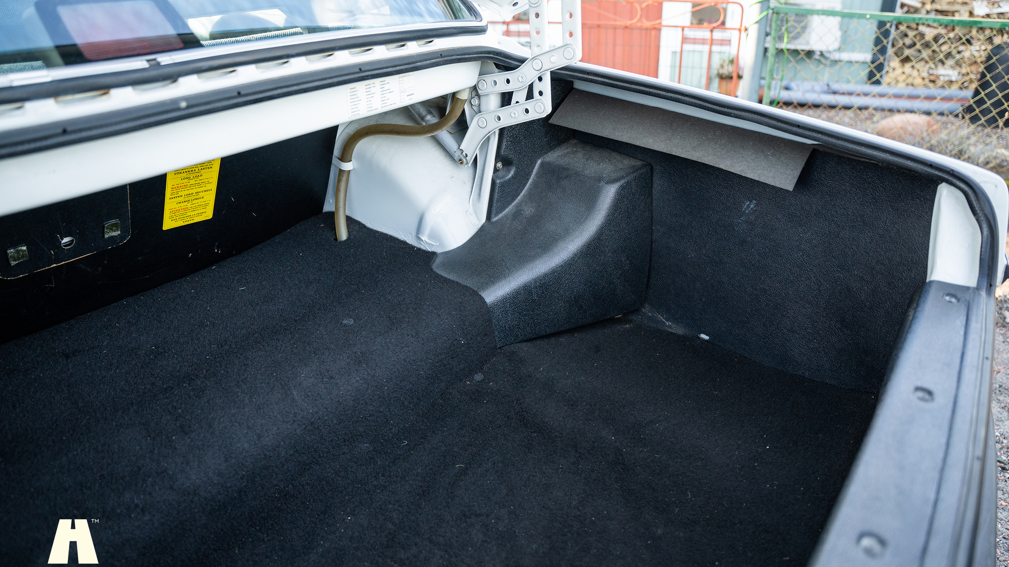 Interior image of 1988 Volvo 240 GL