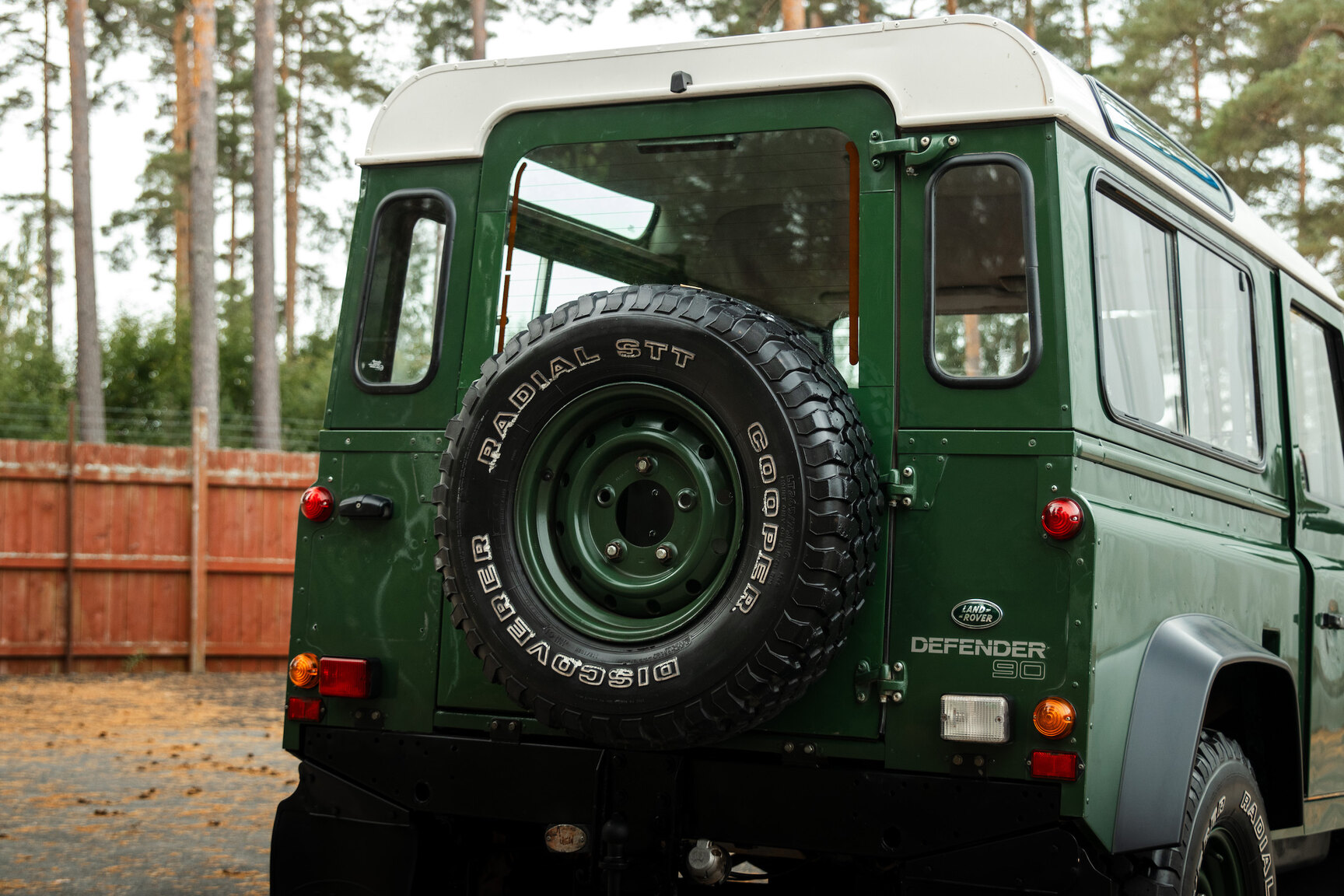 Aussenfoto 1996 Land Rover Defender 90 300TDi (39)