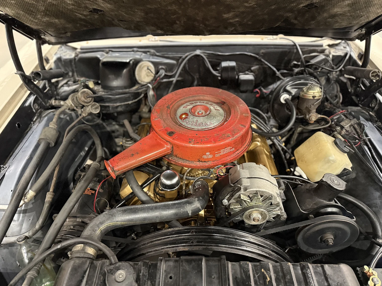 Image of 1964 Oldsmobile Cutlass Convertible (8) mechanics