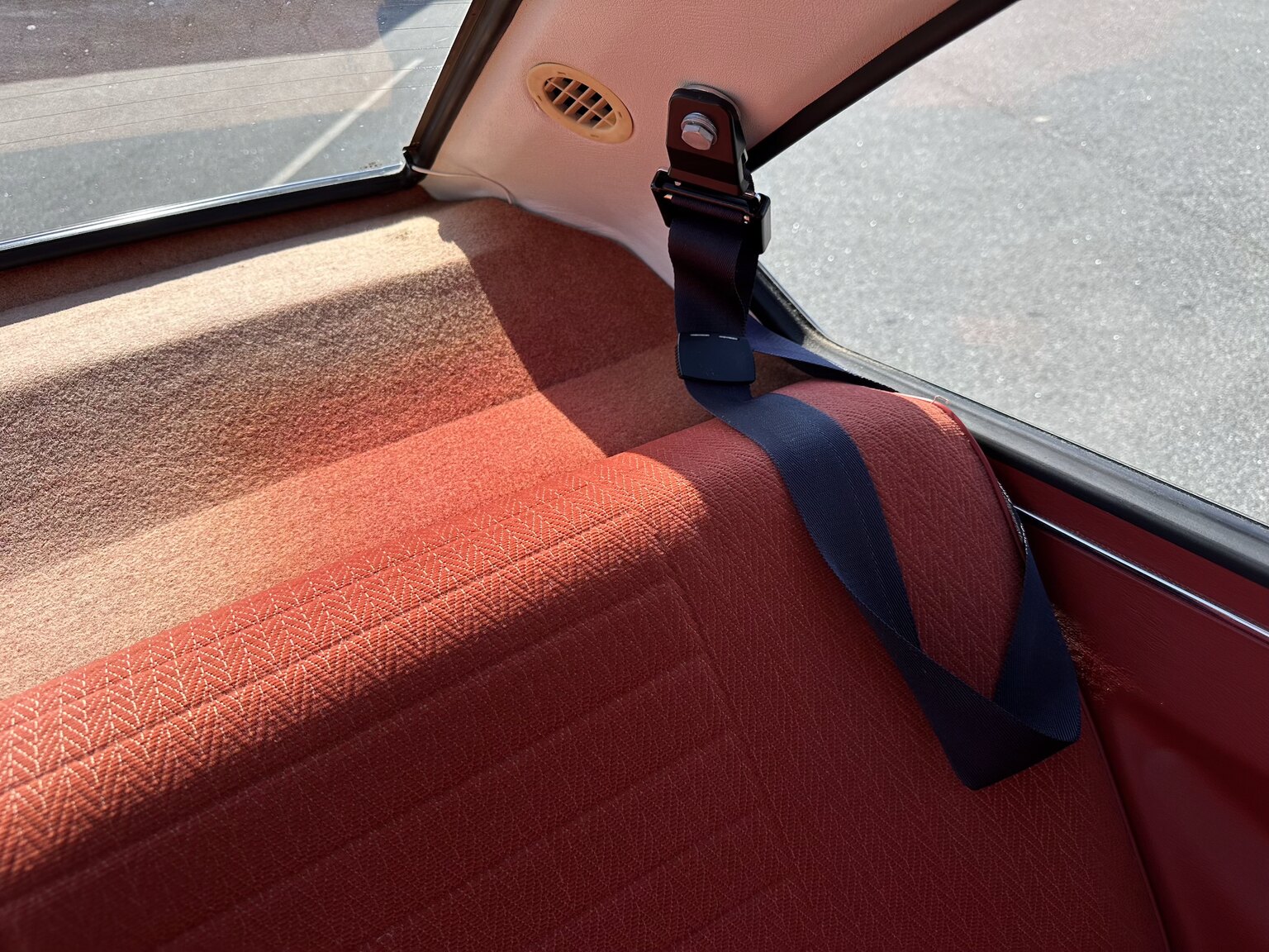 Interiörbild 1974 Volkswagen Passat Two Door