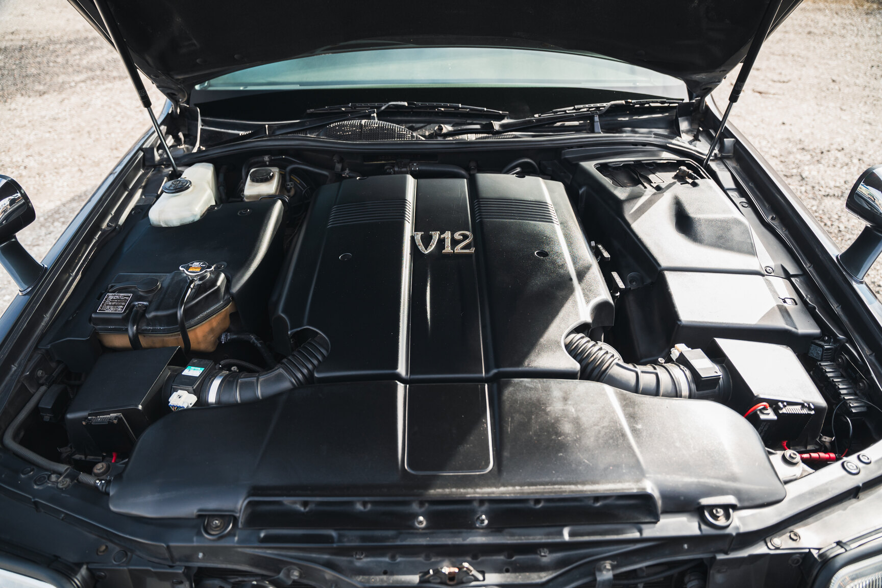 Image of 2000 Toyota Century mechanics