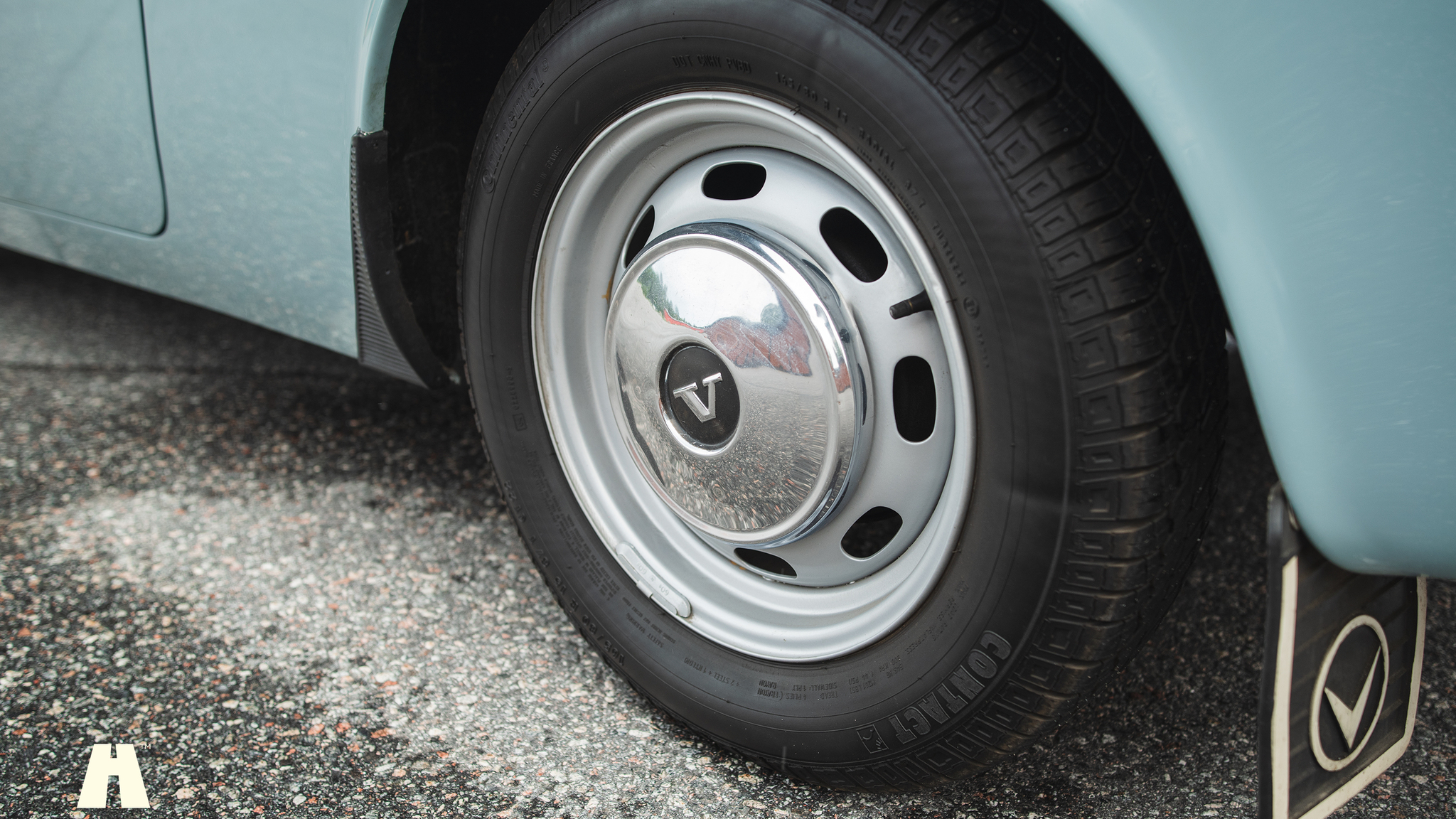 Exterior image of 1966 Volvo P1800 S (47)