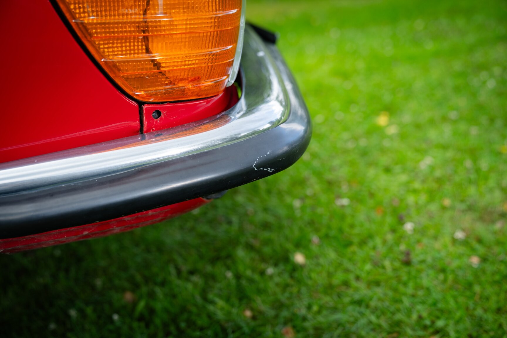 Exteriörbild på 1975 Mercedes-Benz 350 SLC