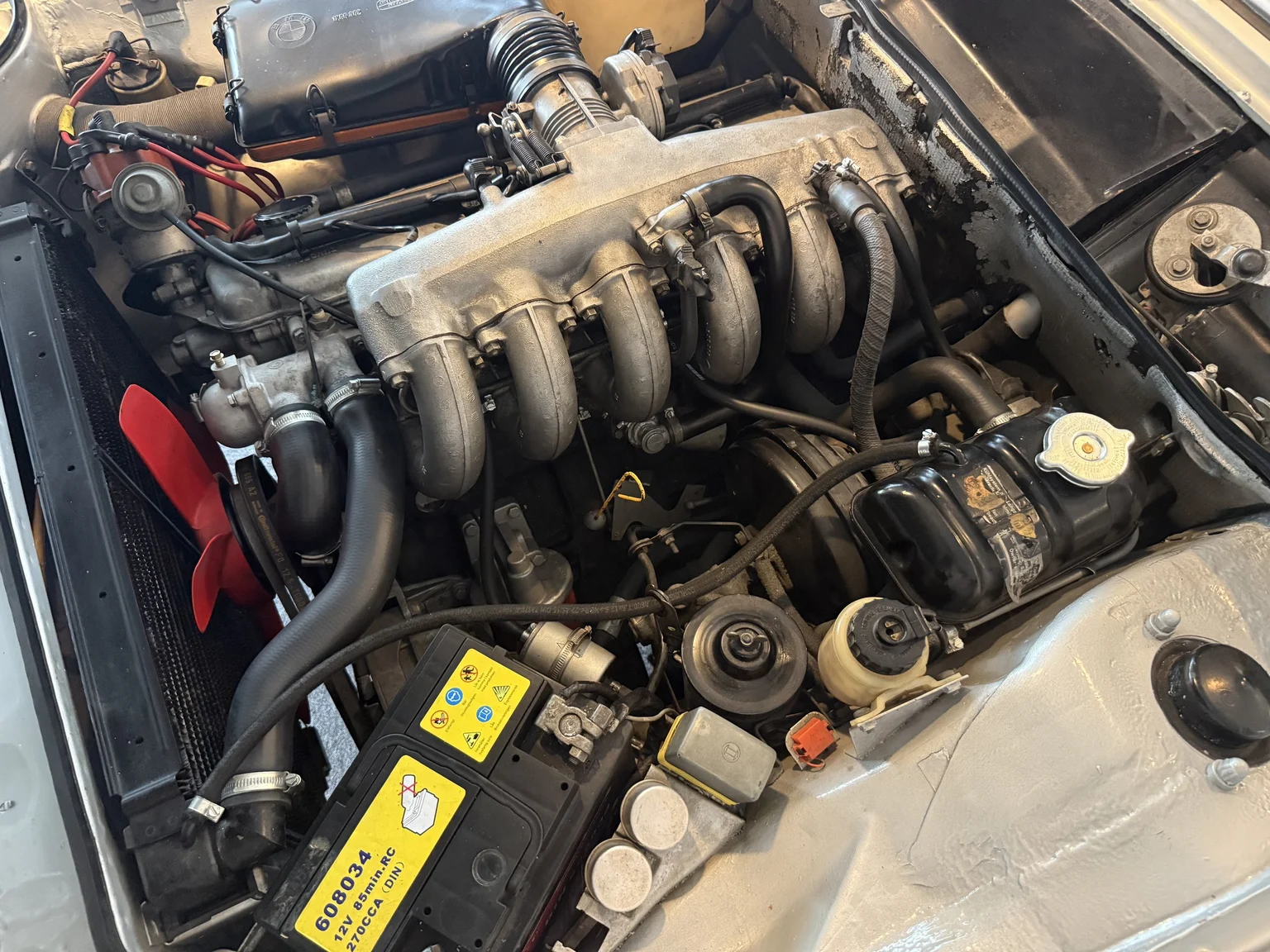 Image of 1972 BMW E9 3.0 CSI (3) mechanics