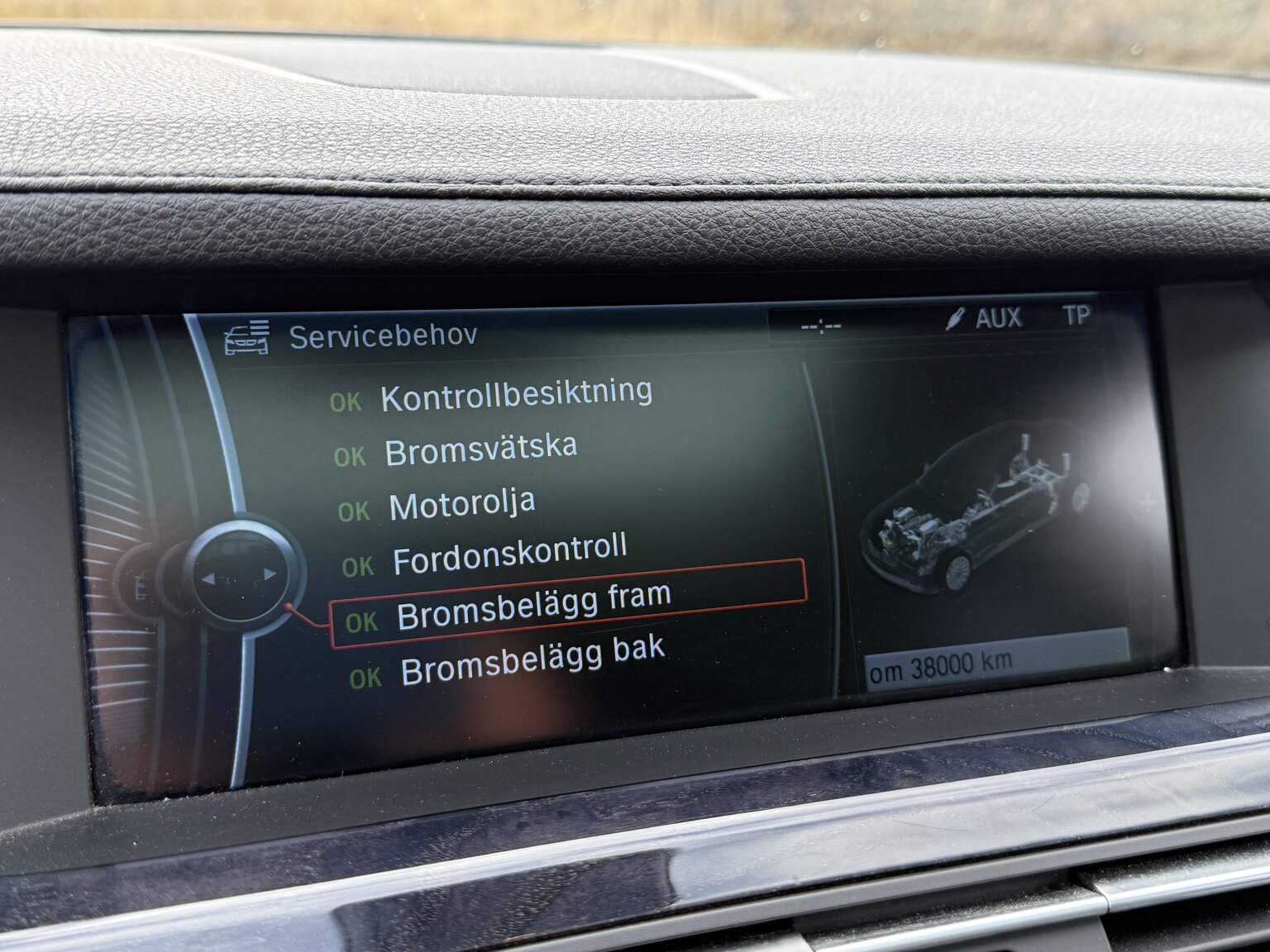 Interior image of 2009 BMW 750Li