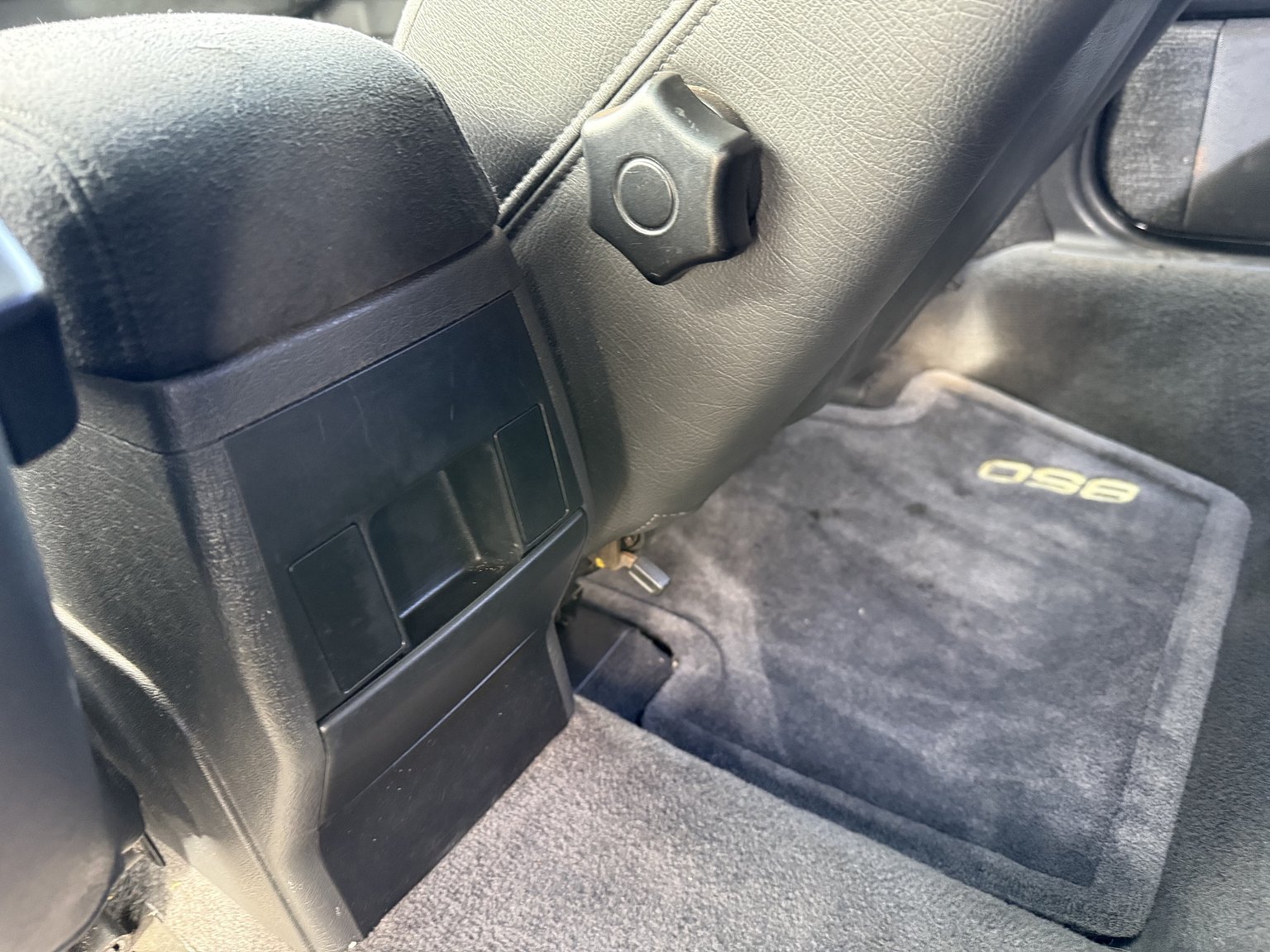 Interior image of 1995 VOLVO 855 T5R T-5R