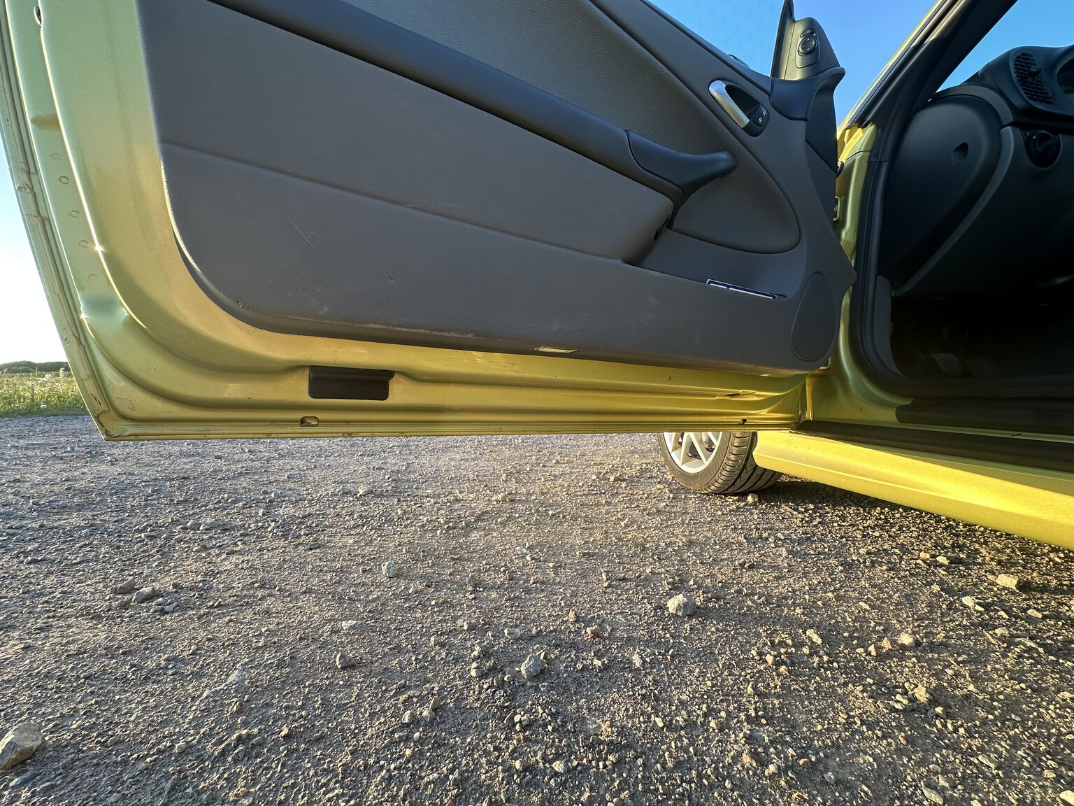 Interior image of 2004 SAAB 9.3 Aero Convertible 2.0T