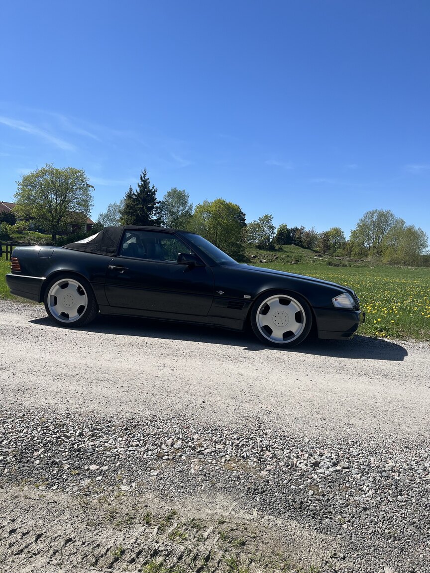Exteriörbild på 1992 Mercedes-Benz SL 500