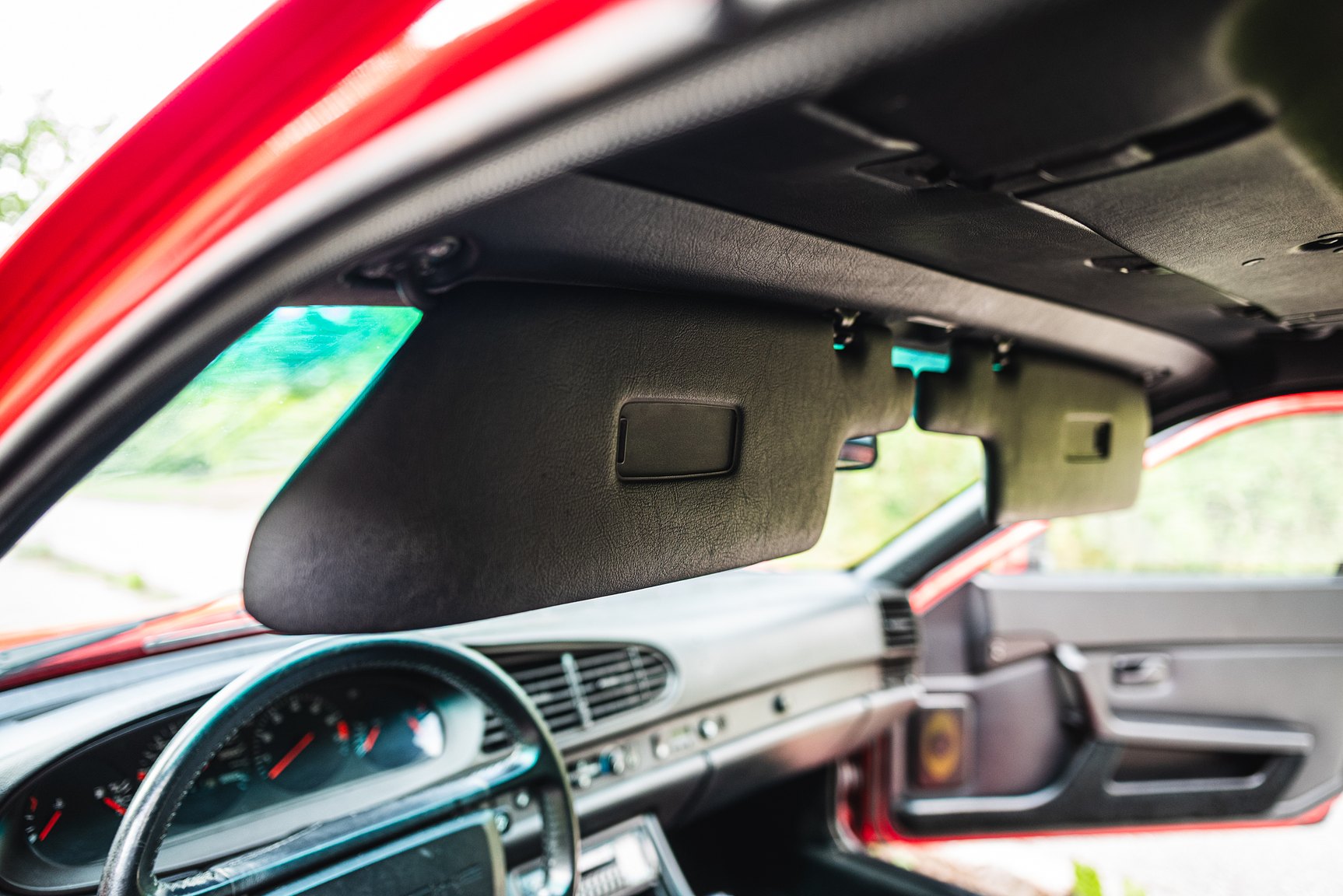 Interior image of 1988 Porsche 944