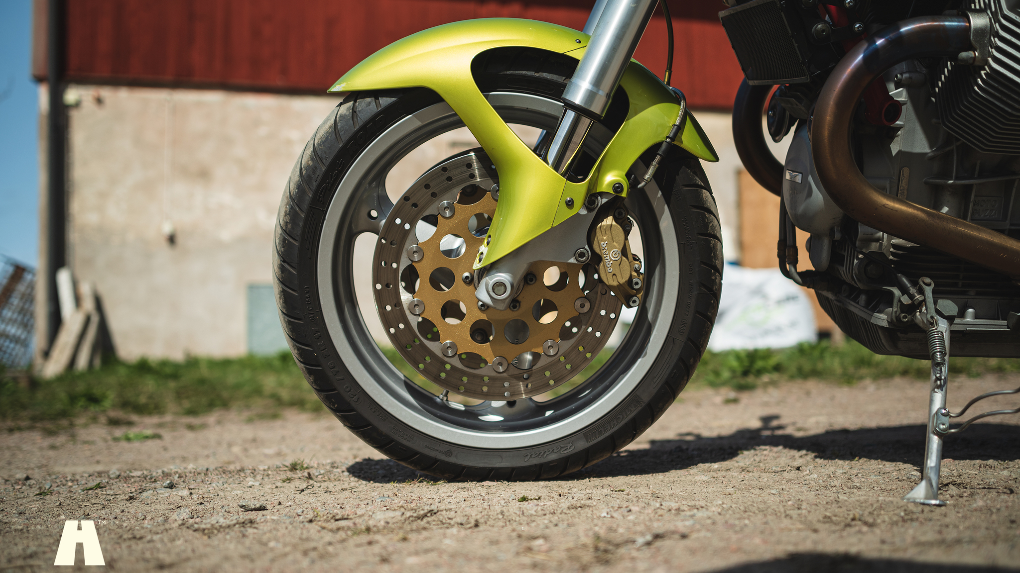 Exterior image of 2002 Moto Guzzi V11 Sport (46)