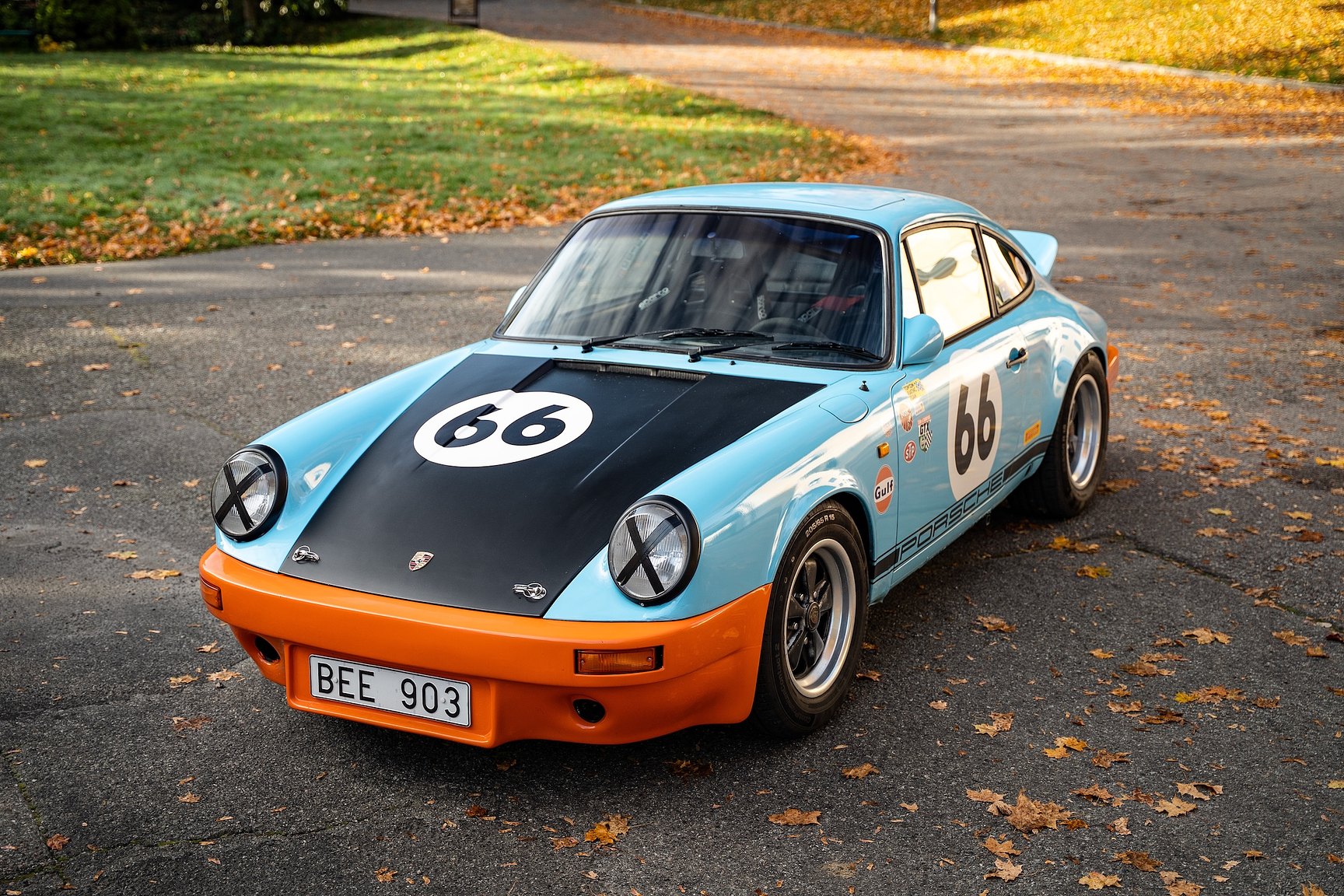 Exterior image of 1982 PORSCHE  911 SC