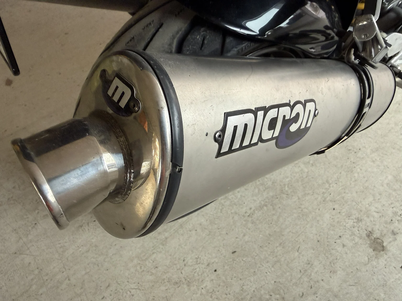 Aussenfoto 2001 Honda VTR 1000 Firestorm (31)