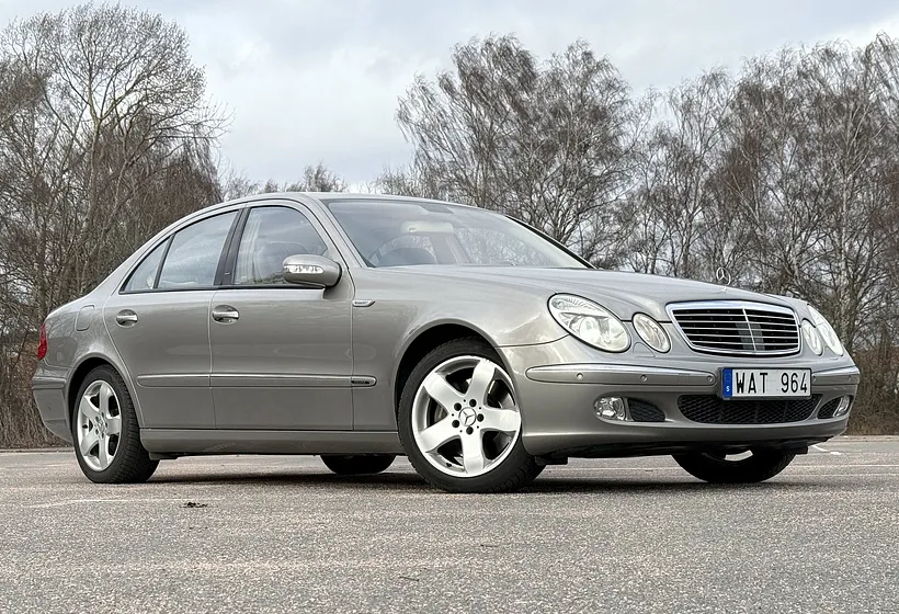 2004 Mercedes-Benz E 500 7G-Tronic