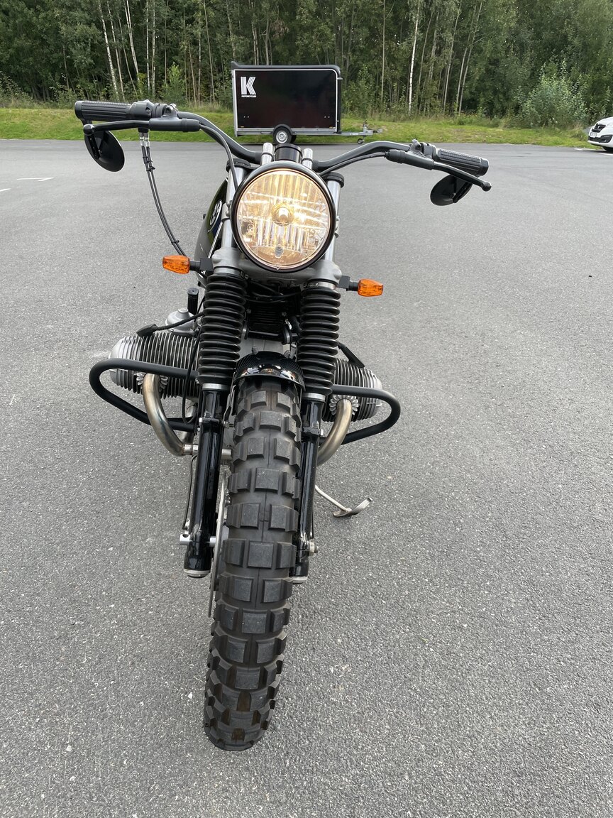 Exteriörbild på 1980 BMW R100 RS